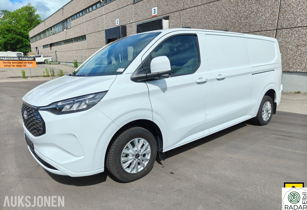 FORD Transit Custom ELEKTRISK 64KWT GARANTI 360-KAMERA ADAPTIV CRUISE RATTV