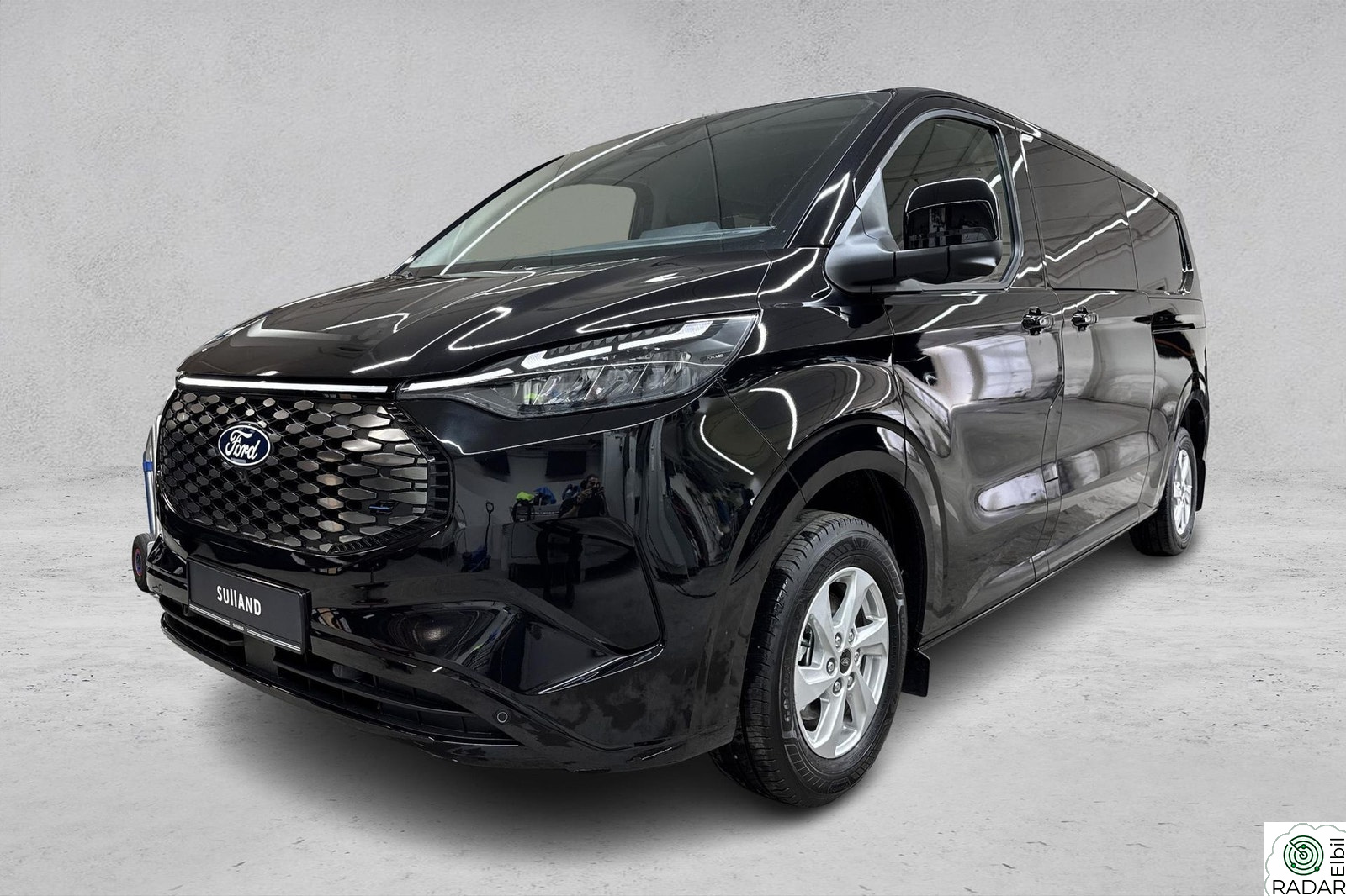 FORD Transit Custom 6 seter, STORT LASTEROM, Inntil 300km rekkevidde