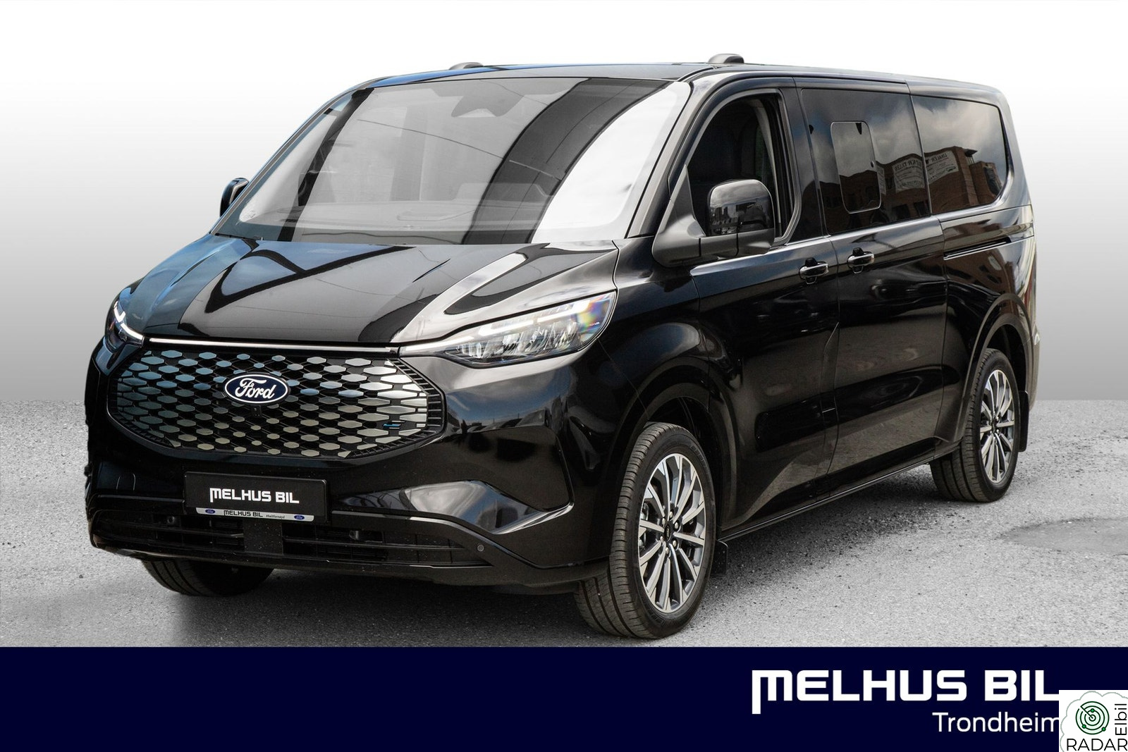 FORD Tourneo Custom 340L Elektrisk 8 seter | 310 km wltp