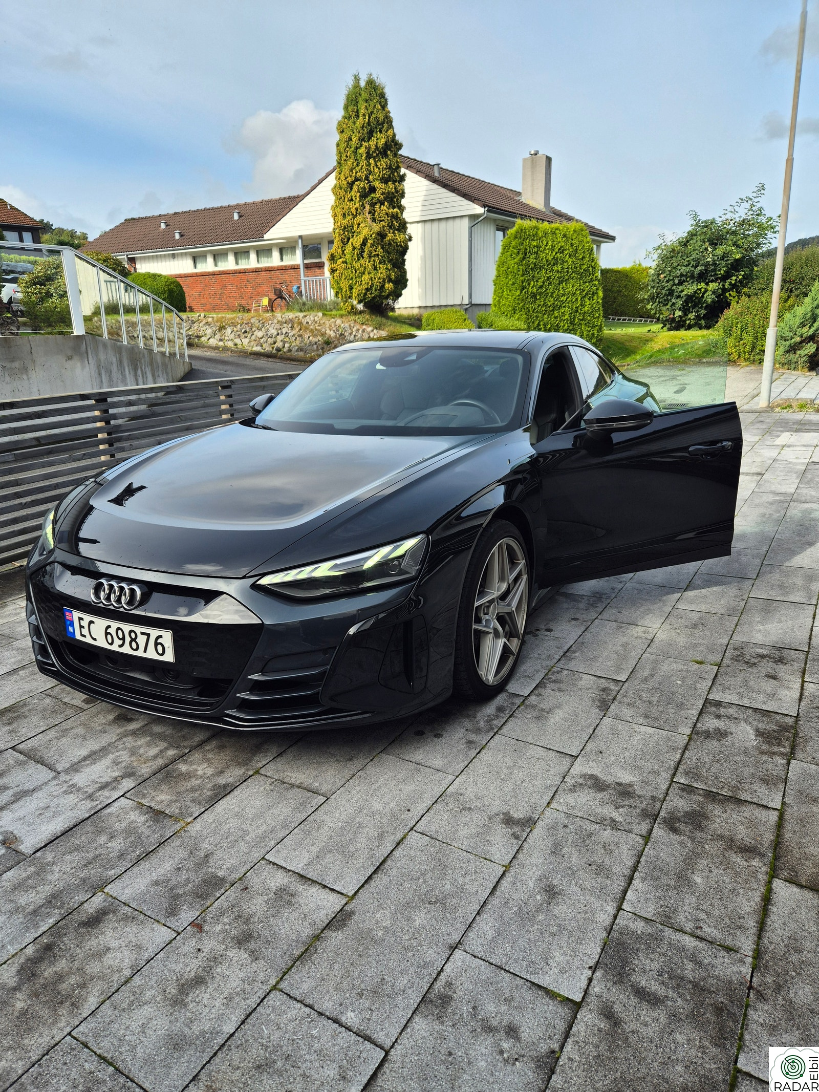 AUDI E TRON GT Quattro