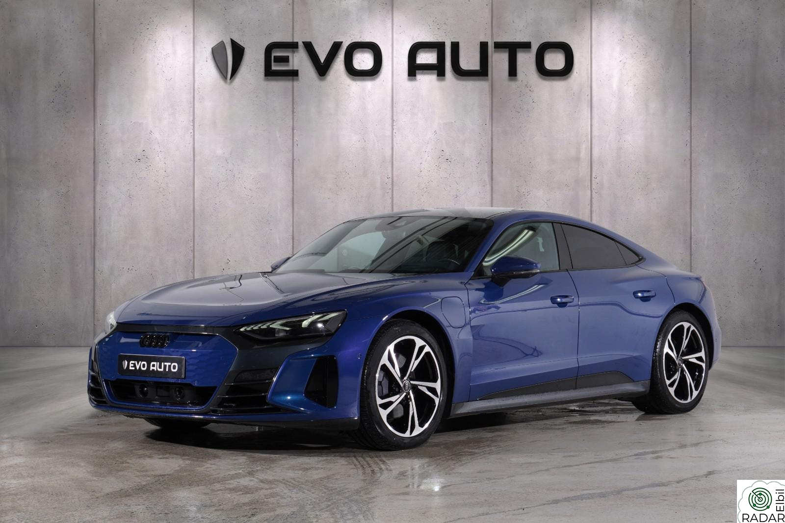 AUDI E TRON GT E TRON SKINN HUD B&O MATRIX LEKKER FARGE