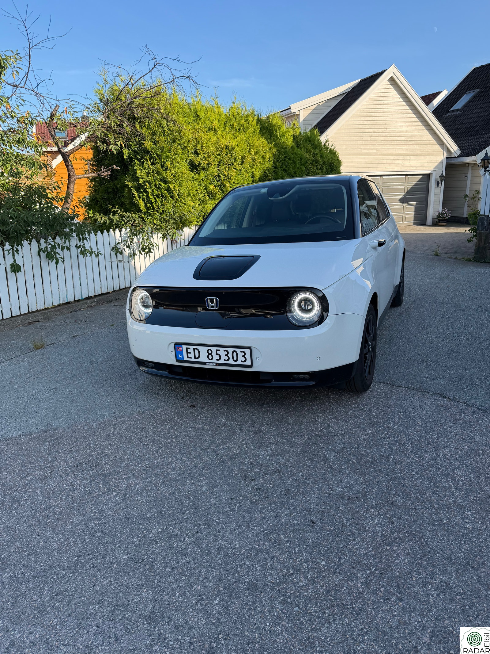 HONDA e