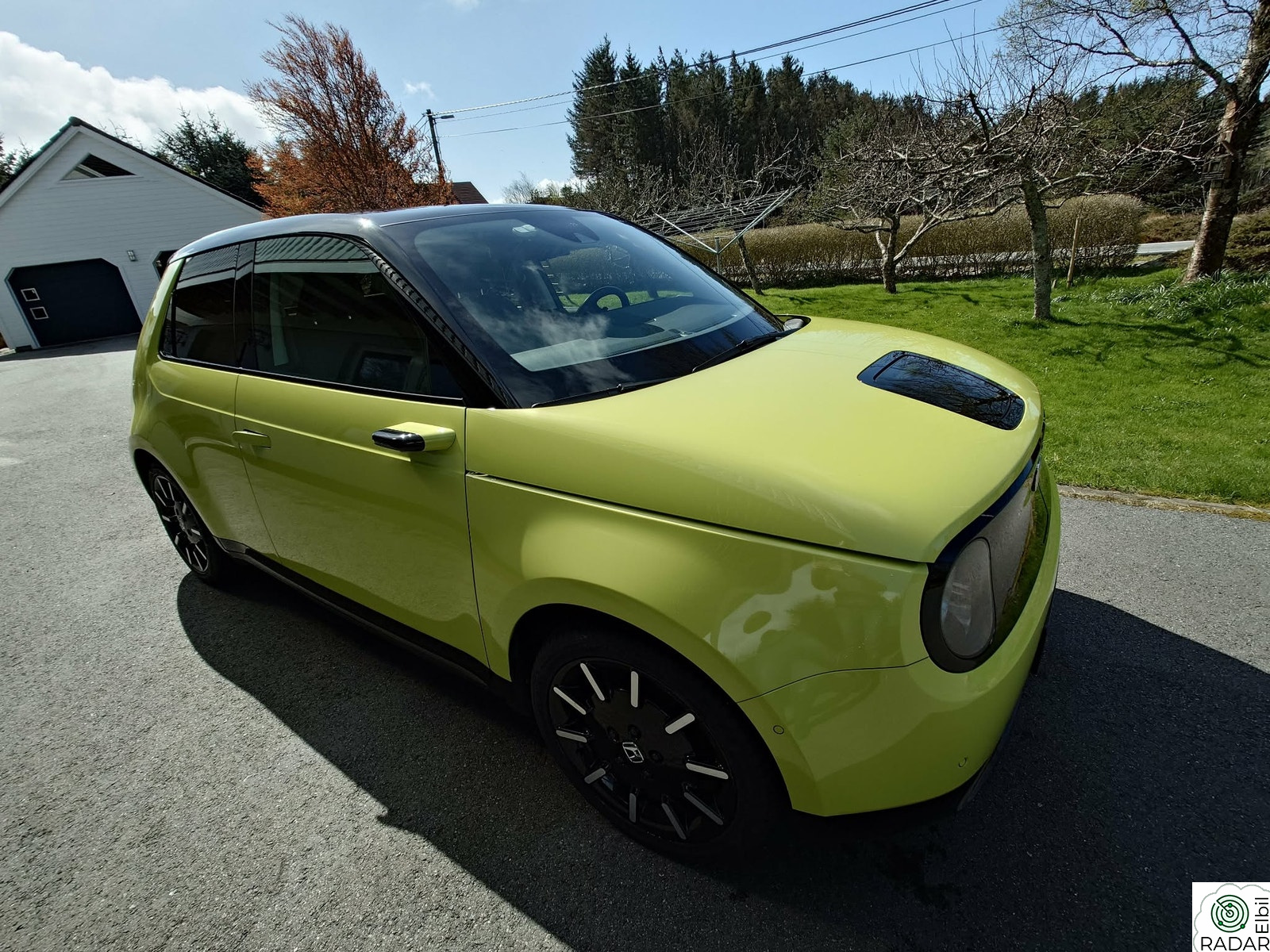 HONDA e Advance 17"
