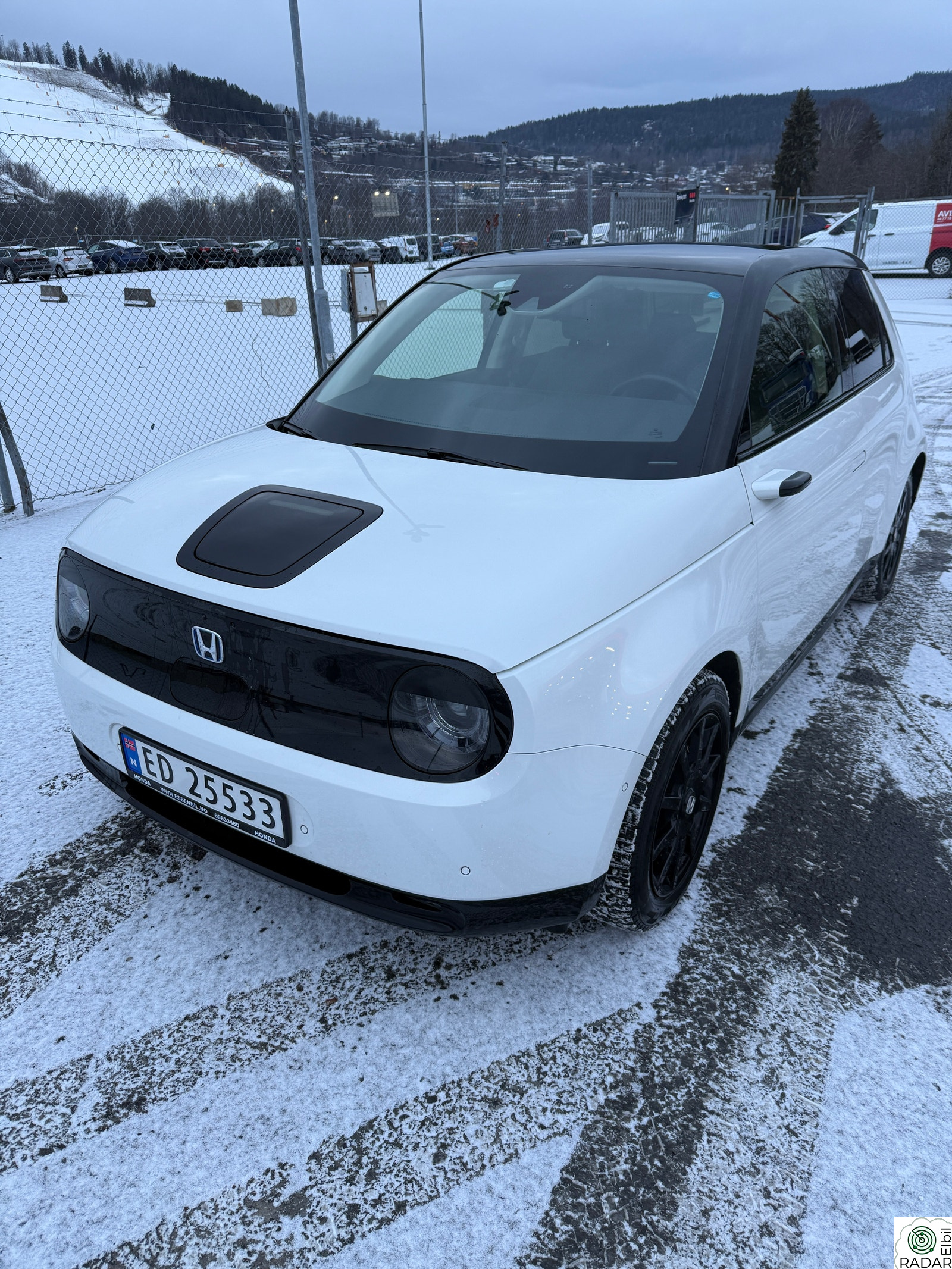 HONDA e Advance 17"
