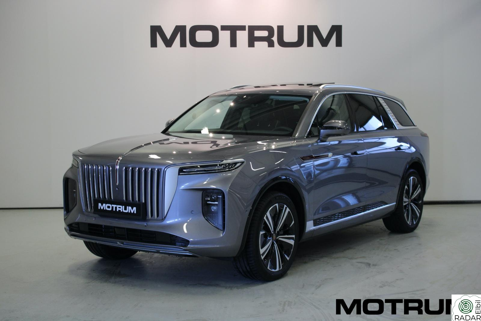 FAW EHS9 Premium 99kWh 551hk 4WD 7-Seter ACC Panorama *465 KM*