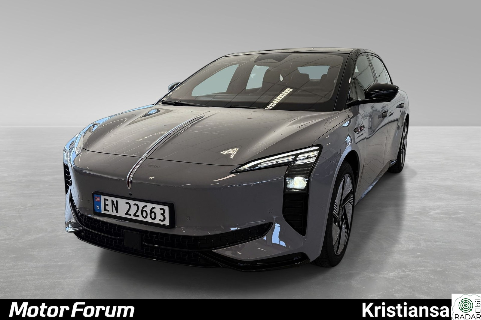 FAW EH7 Exclusive/ 619hk/ AWD/ CarPlay/ H.feste/ Acc/ HUD/ +++