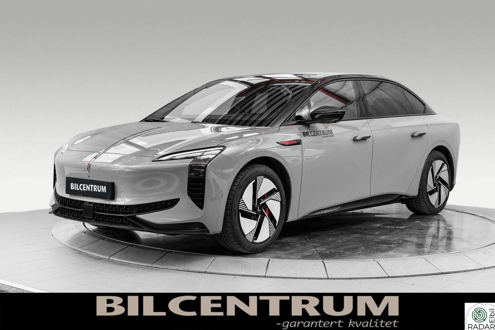 FAW EH7 111 kWh 4WD/Hongqi EH7 111 kWh 4WD pro Exclusive - 111 kWh / 619 hk / 4x4 / 3,5 sek 0-100kmh