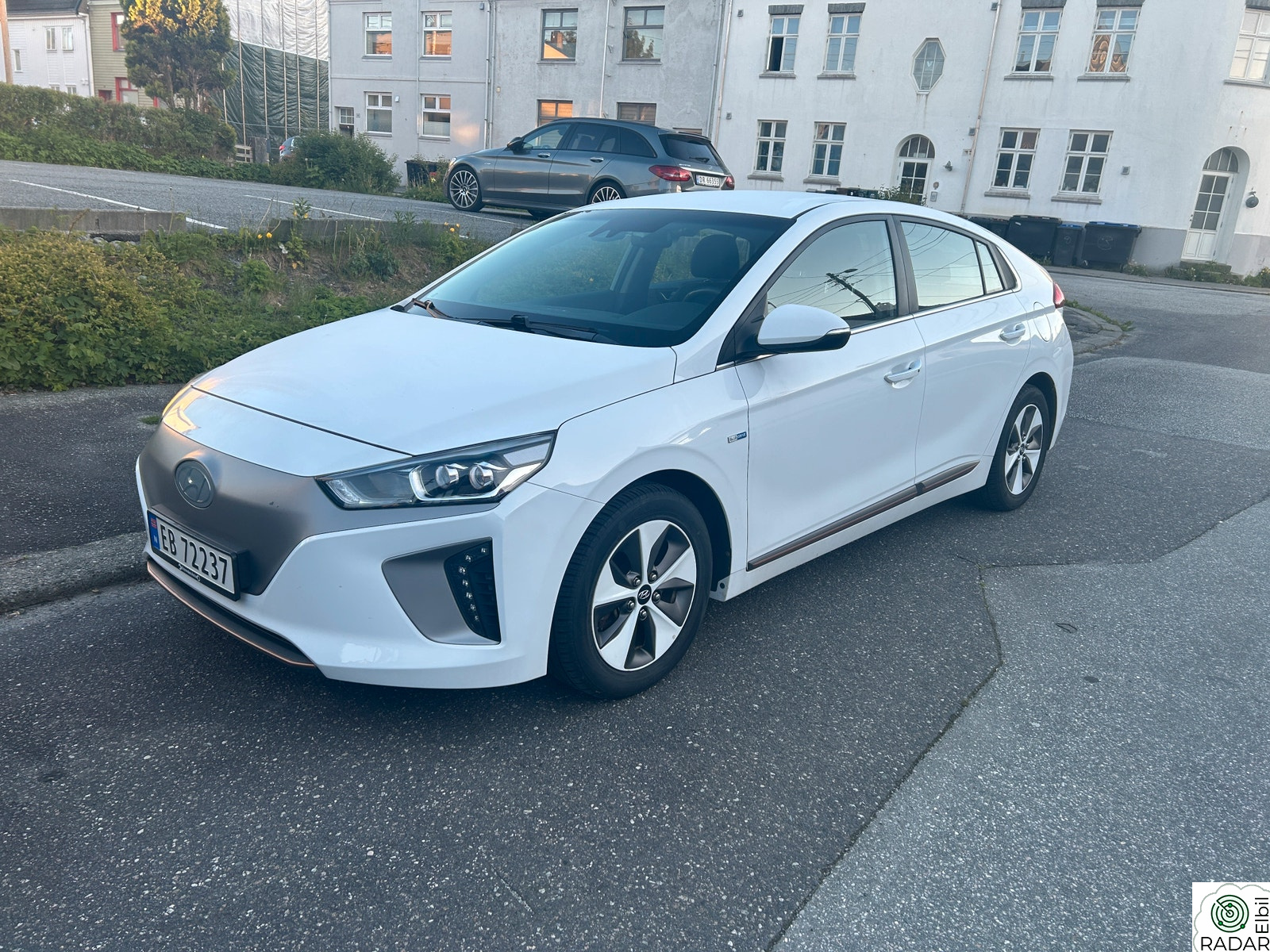 HYUNDAI IONIQ Teknikk