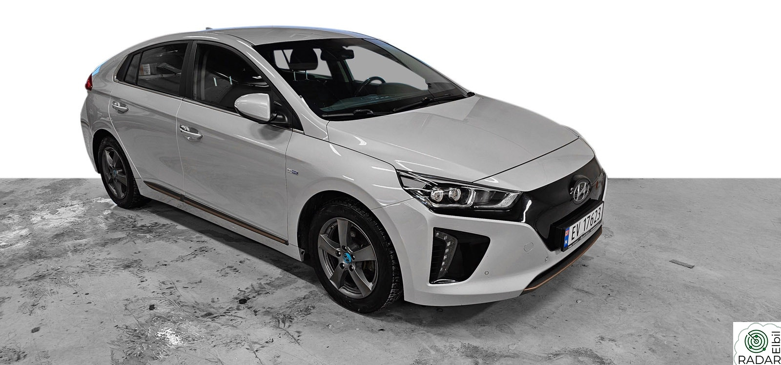 HYUNDAI IONIQ SKINN/V-PUMPE/NAVI/KAMERA/DAB/LANE/INFINITY SOUND/ACC