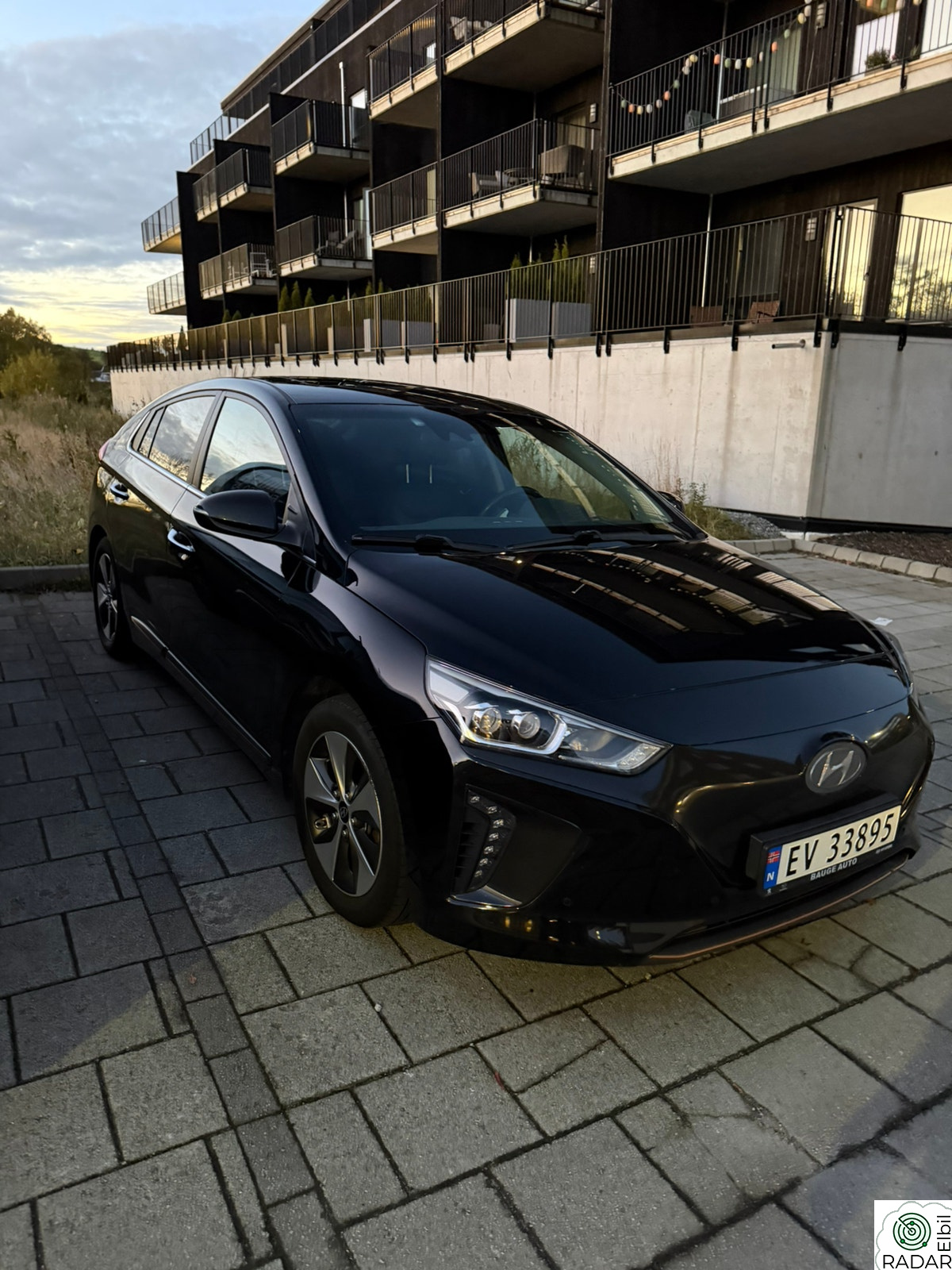 HYUNDAI IONIQ Teknikk
