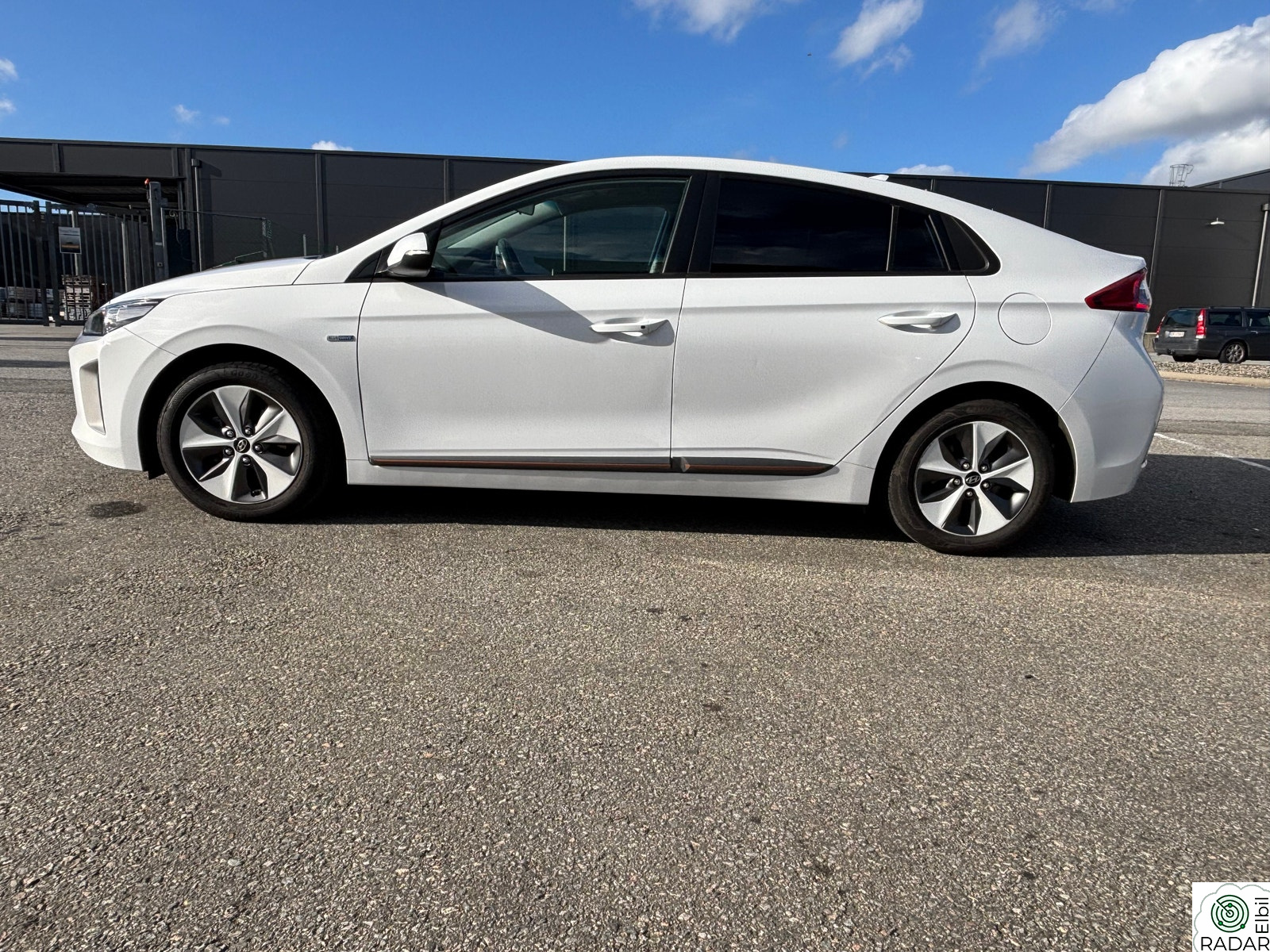 HYUNDAI IONIQ Teknikk