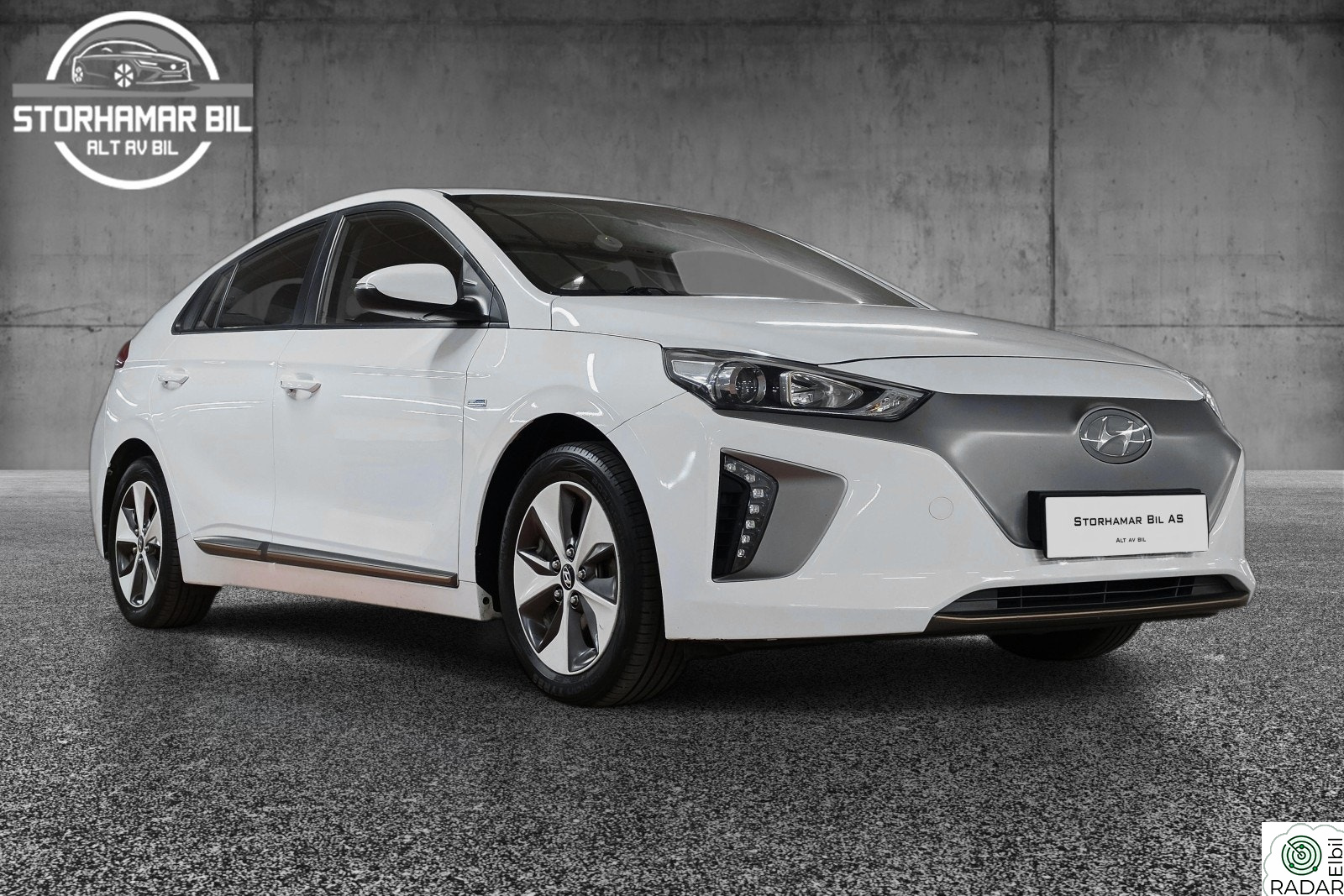 HYUNDAI IONIQ 120HK R.kamera/B.tooth/Iso/AC/Dab/Keyless/ACC/ACP/+++