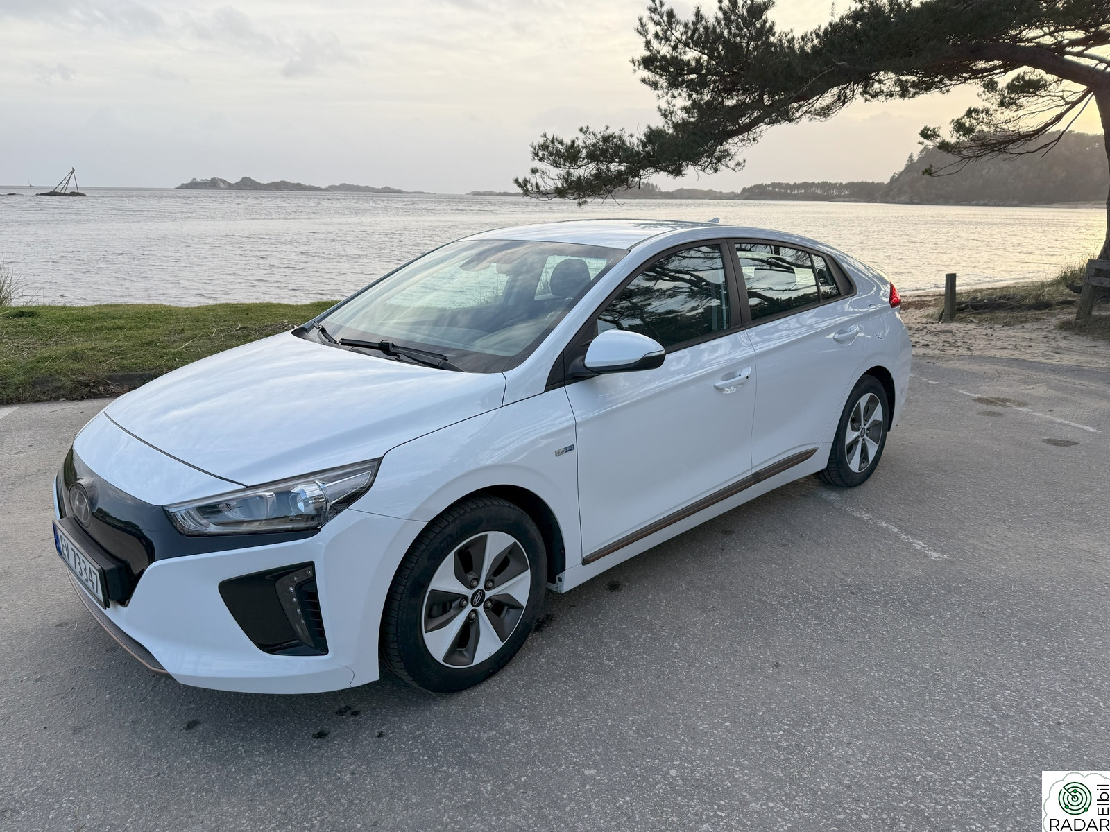 HYUNDAI IONIQ