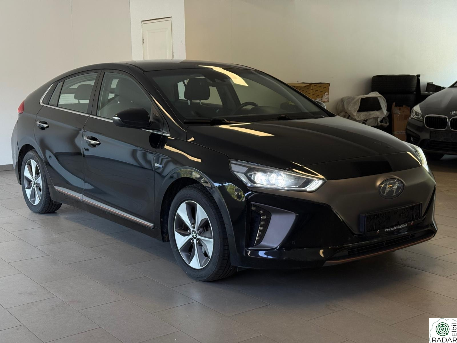 HYUNDAI IONIQ Teknikk Navi Kamera Lane Ass. BLIS ACC EU-04.28 Norsk