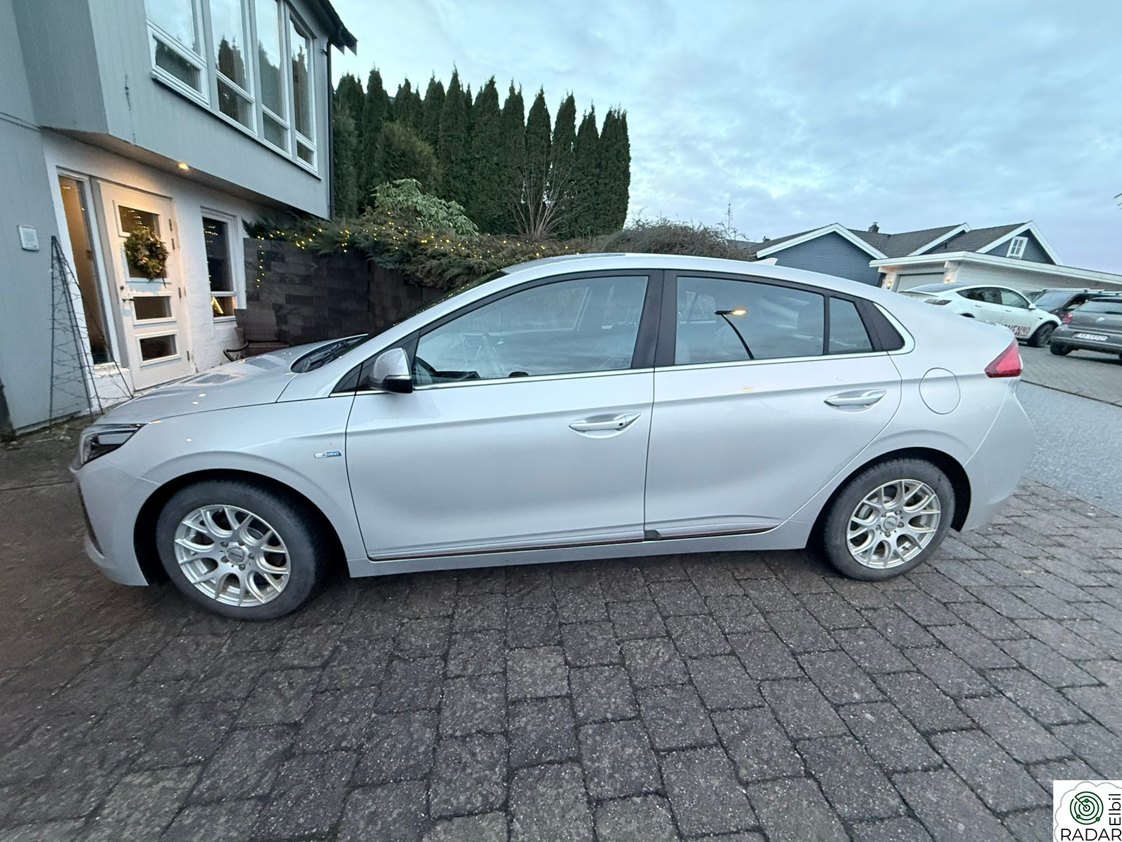 HYUNDAI IONIQ Teknikk