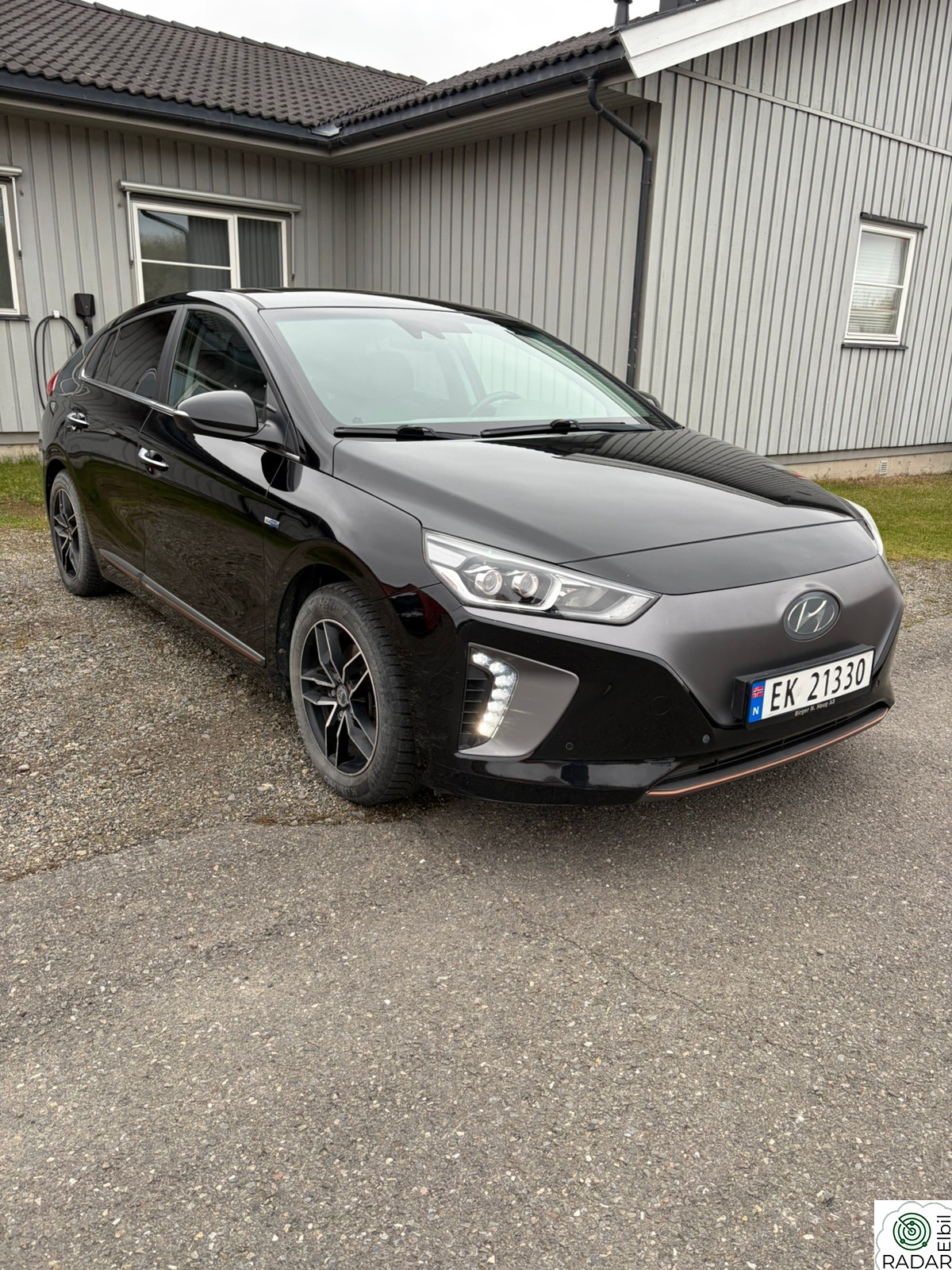 HYUNDAI IONIQ Teknikk