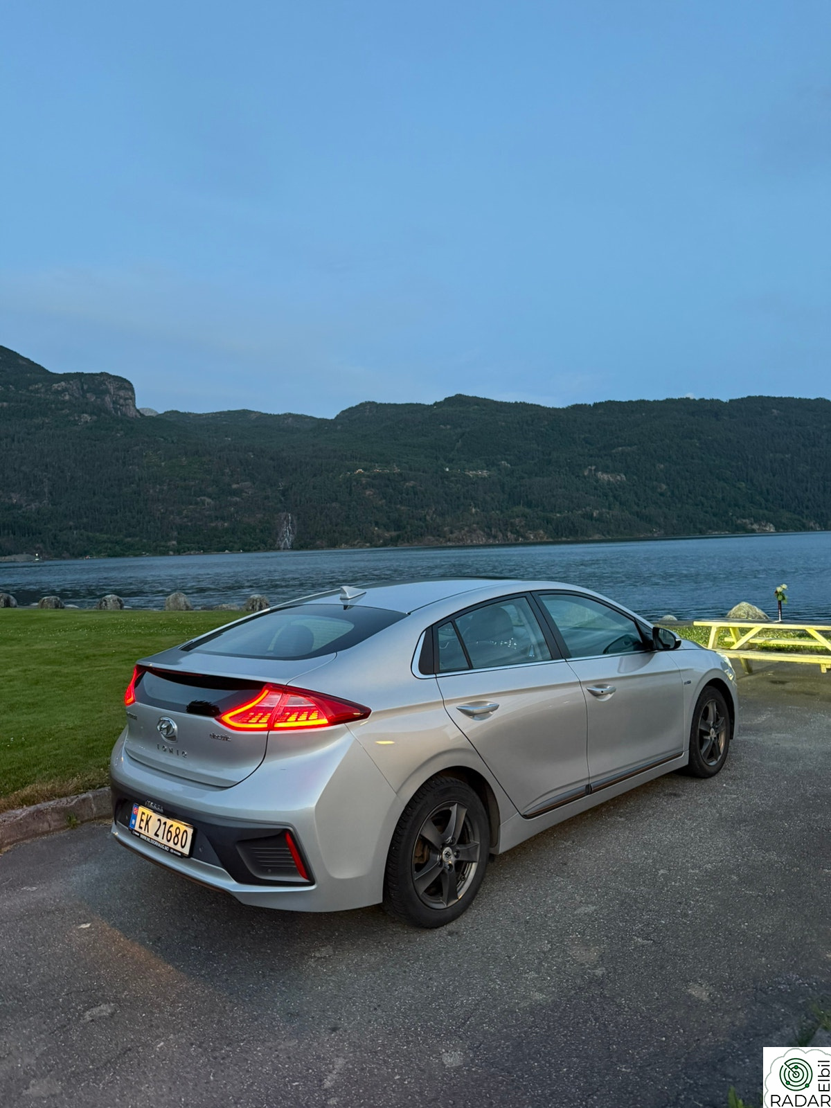 HYUNDAI IONIQ
