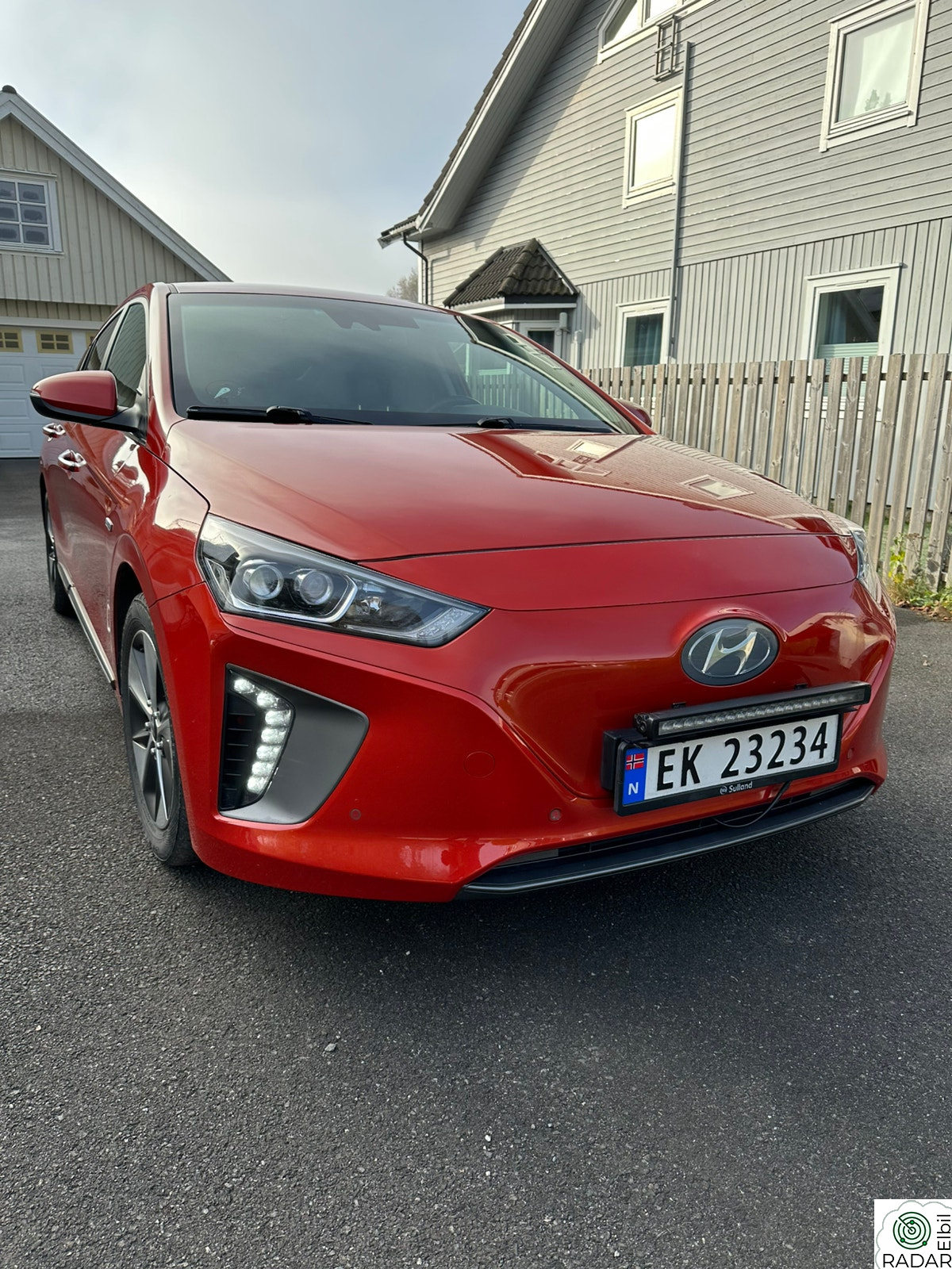 HYUNDAI IONIQ Teknikk