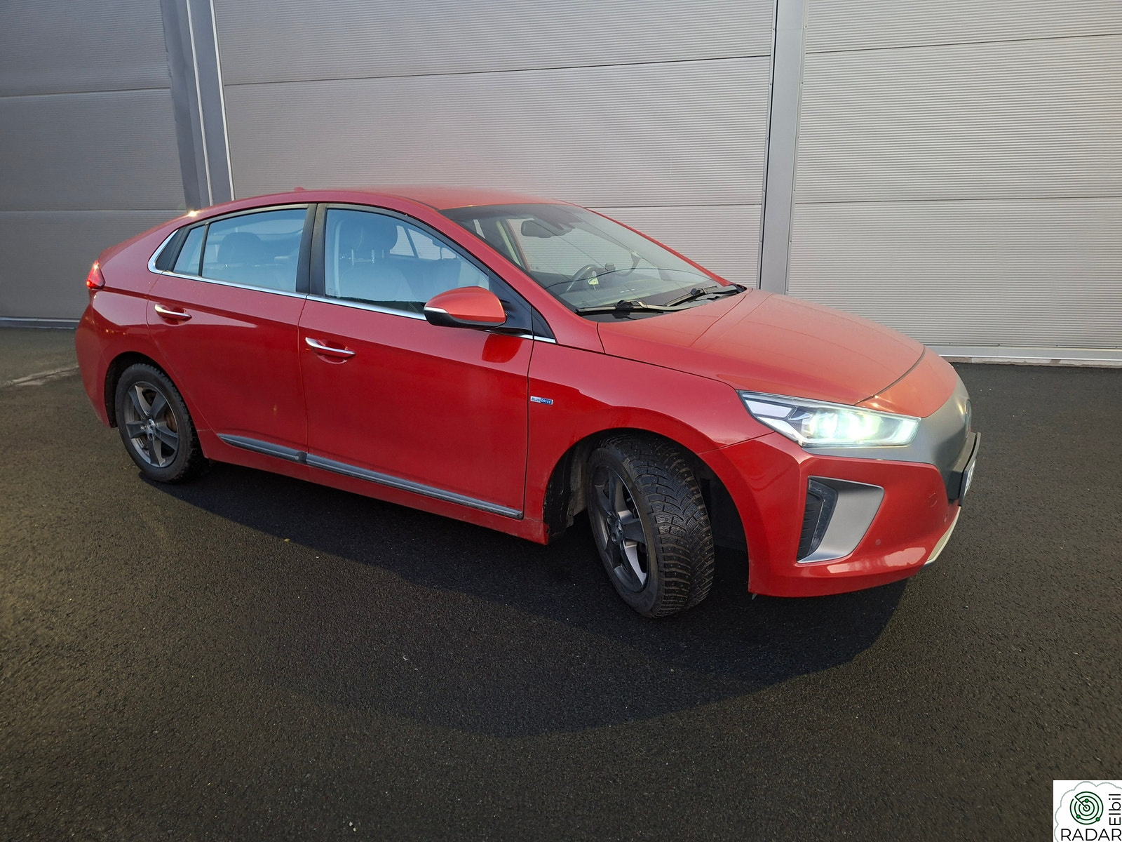 HYUNDAI IONIQ Teknikk