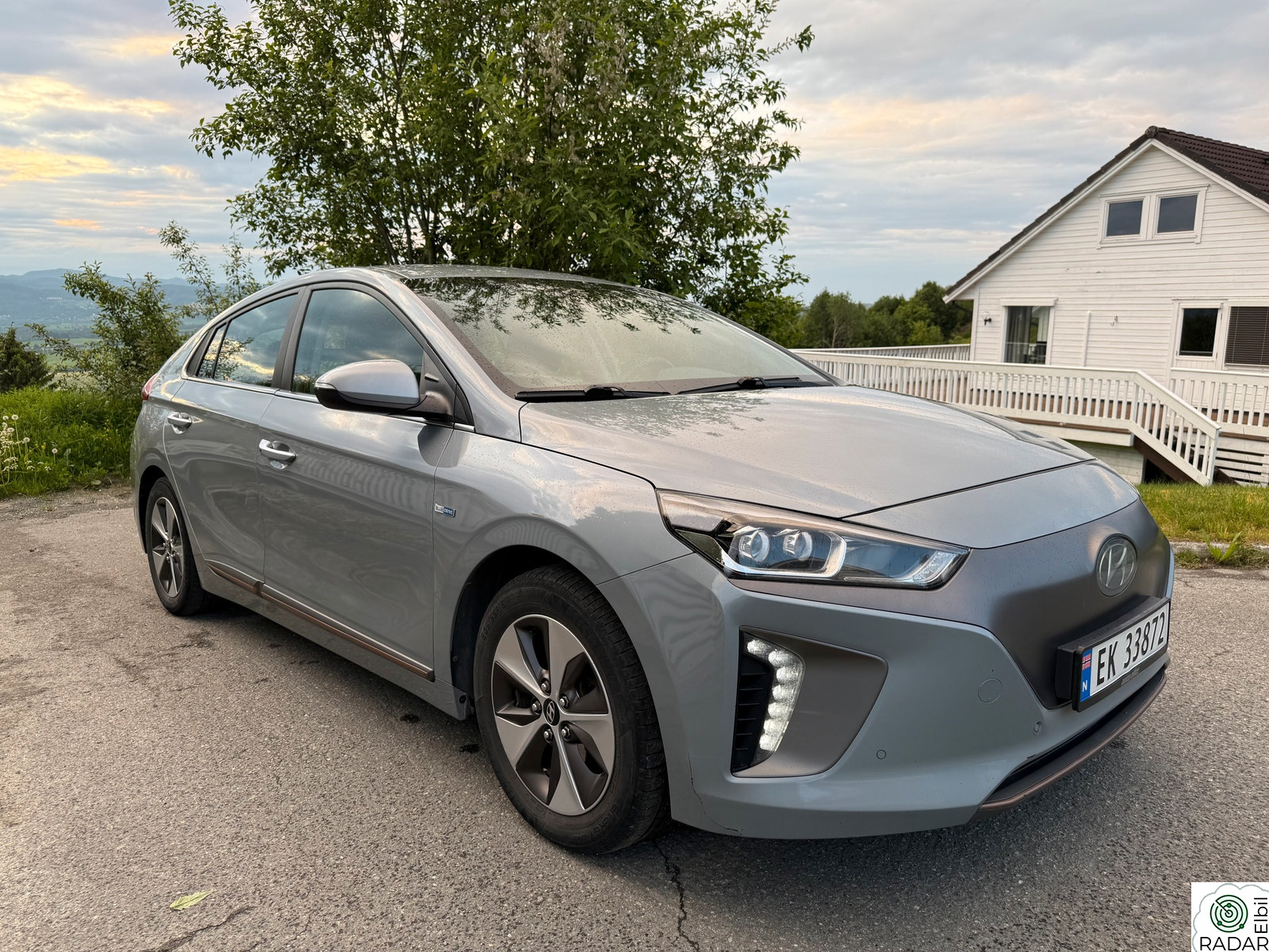 HYUNDAI IONIQ Teknikk