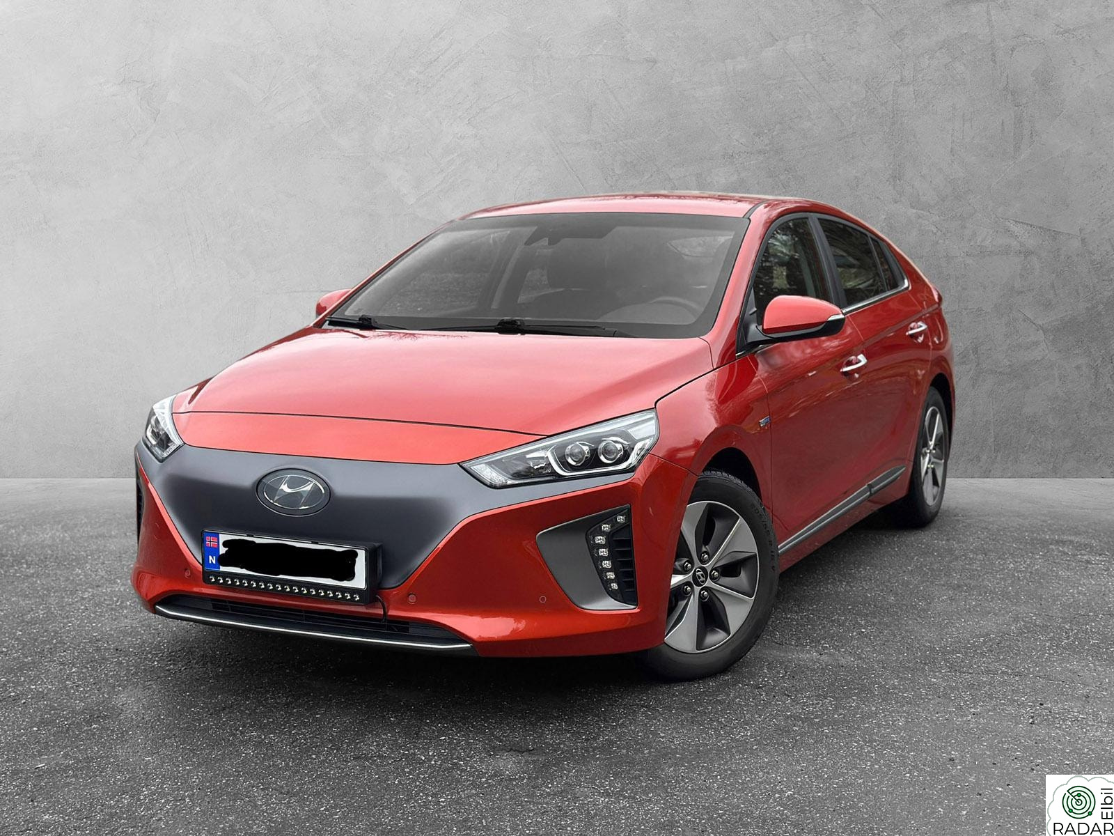 HYUNDAI IONIQ Teknikk / Kamera / ACC / memory seter / Navi /