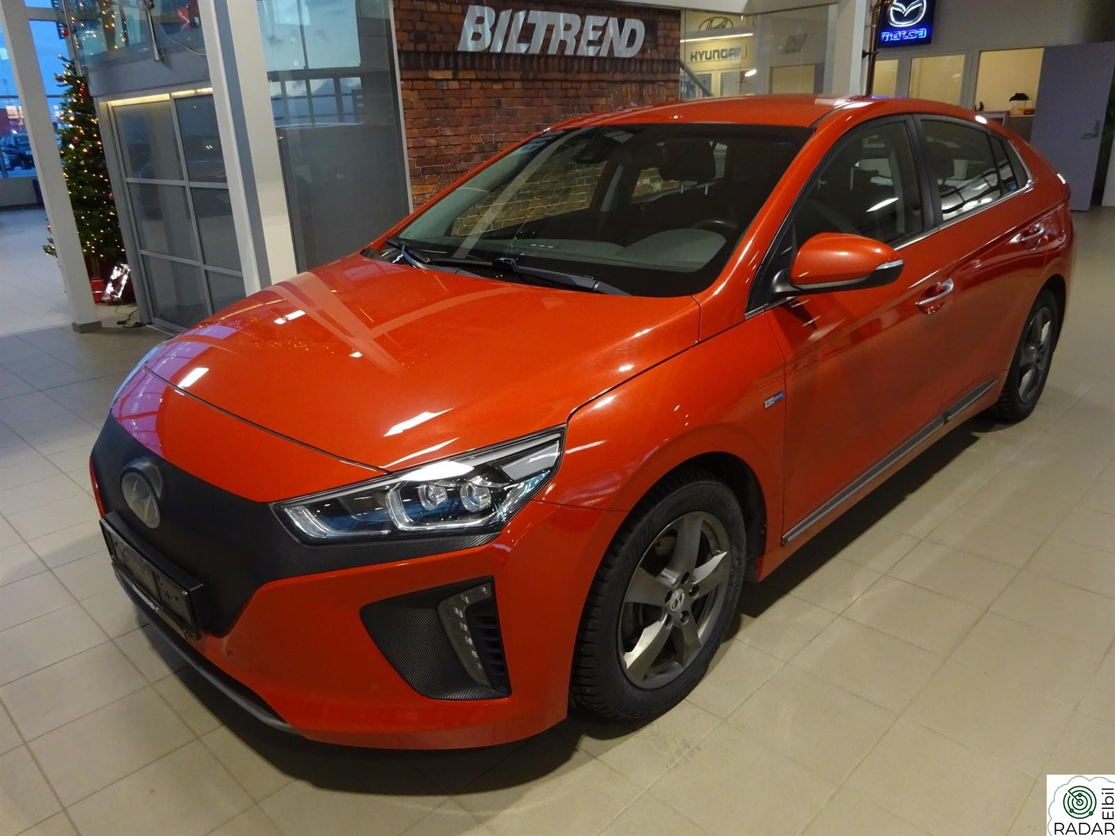 HYUNDAI IONIQ 120 Hk Teknikk Skinn Navi Kamera Led Varmepumpe