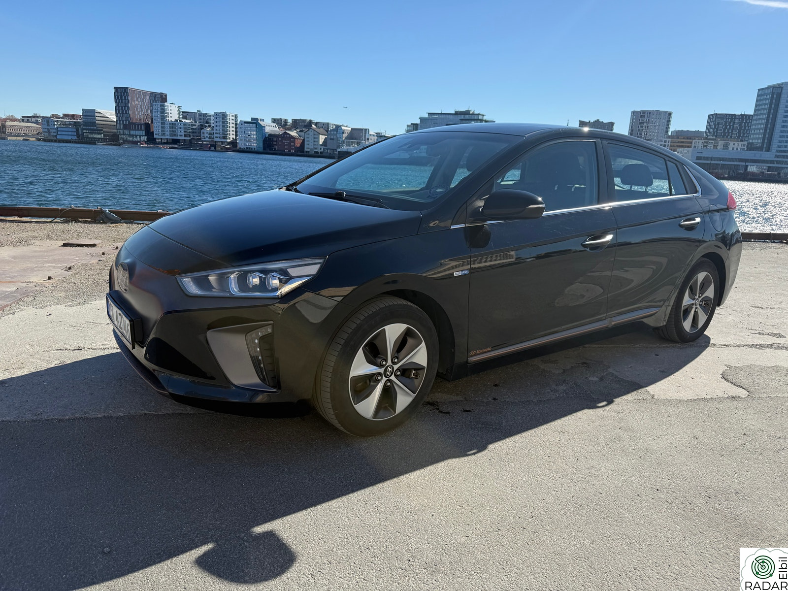 HYUNDAI IONIQ Teknikk