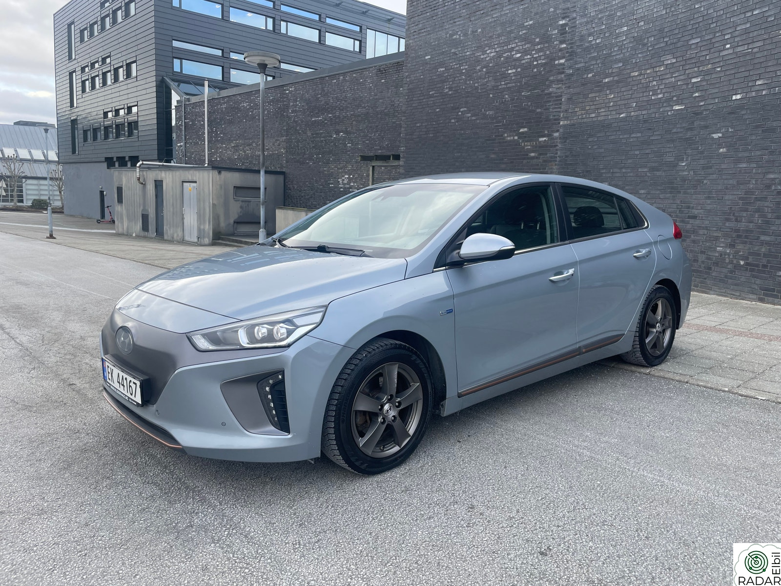 HYUNDAI IONIQ Teknikk Skinn/ACC/Navi/Kamera++