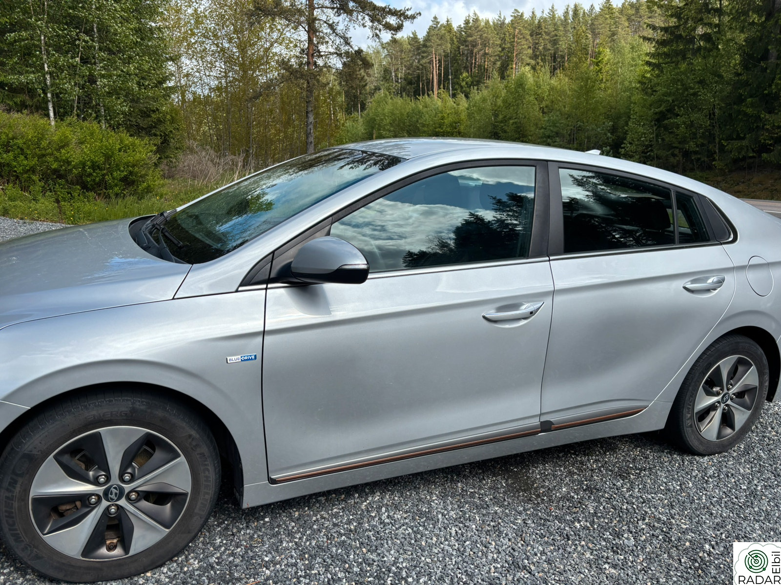HYUNDAI IONIQ Teknikk