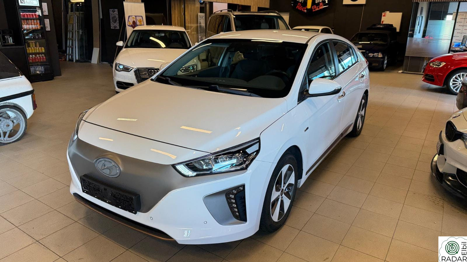 HYUNDAI IONIQ NY EU/ DAB/ Ryggekamera/ Infinty/ EN EIER/280km WLTP!