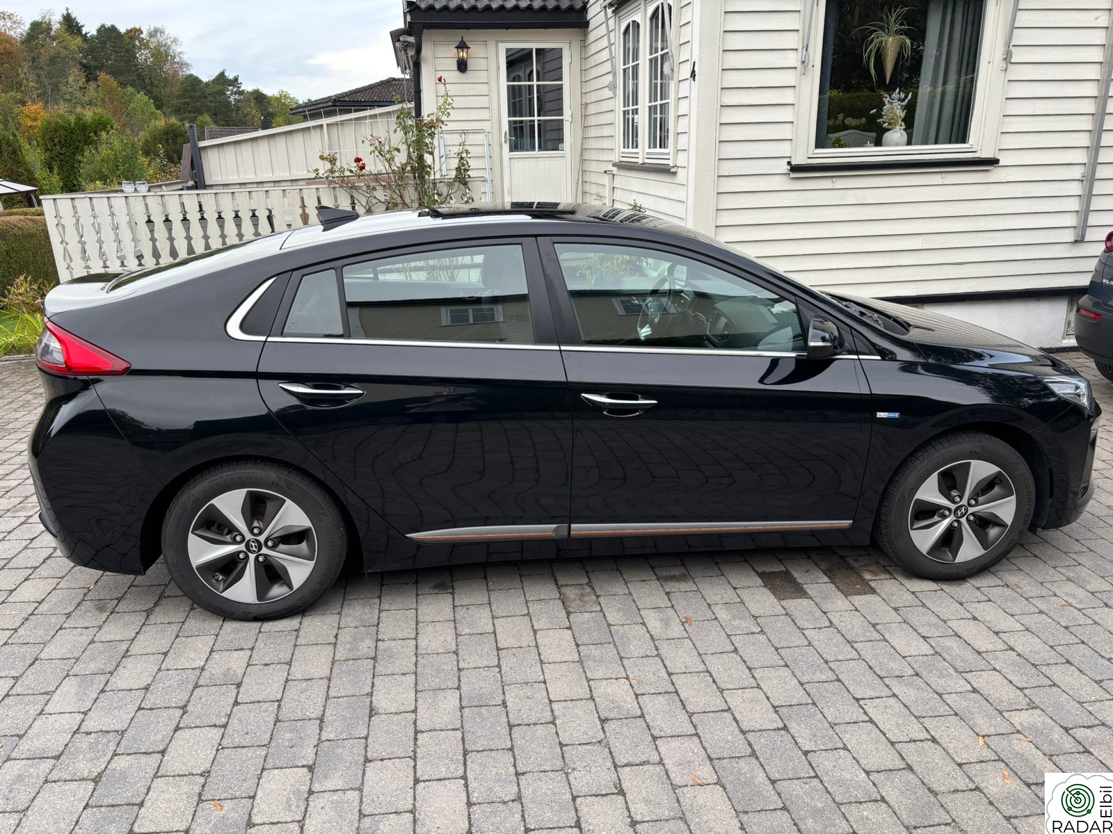 HYUNDAI IONIQ Teknikk