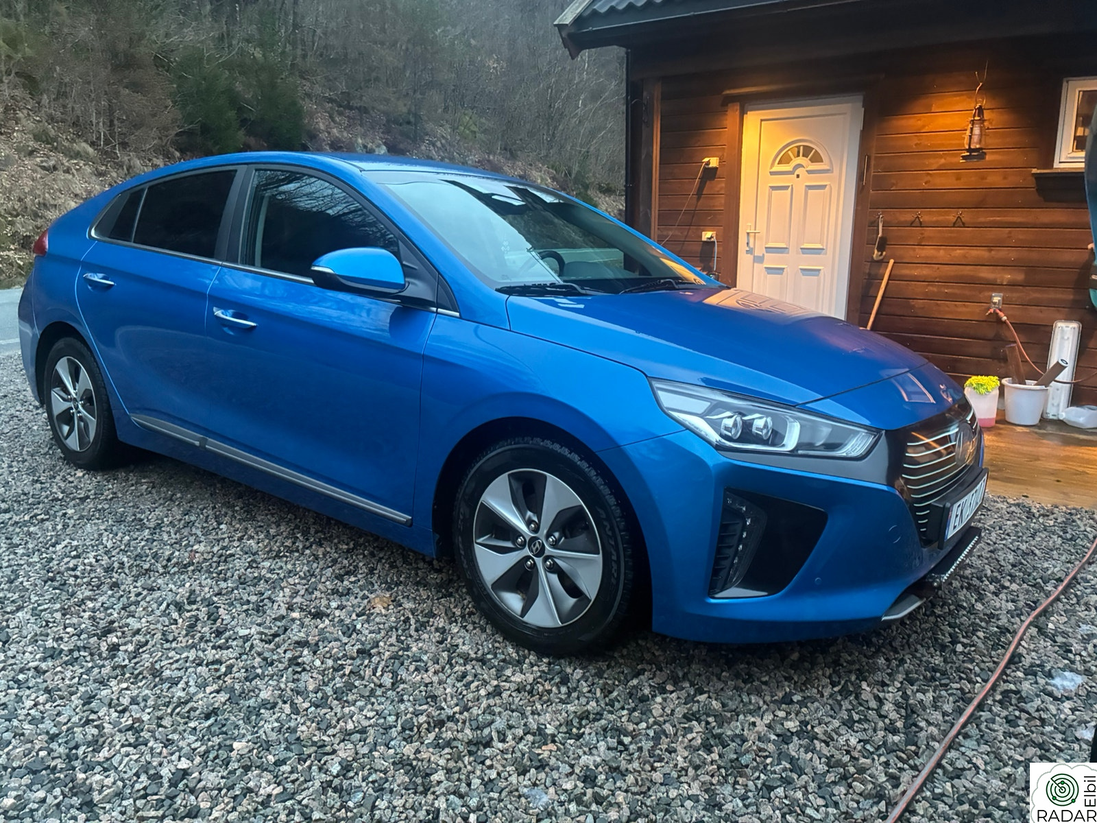 HYUNDAI IONIQ Teknikk