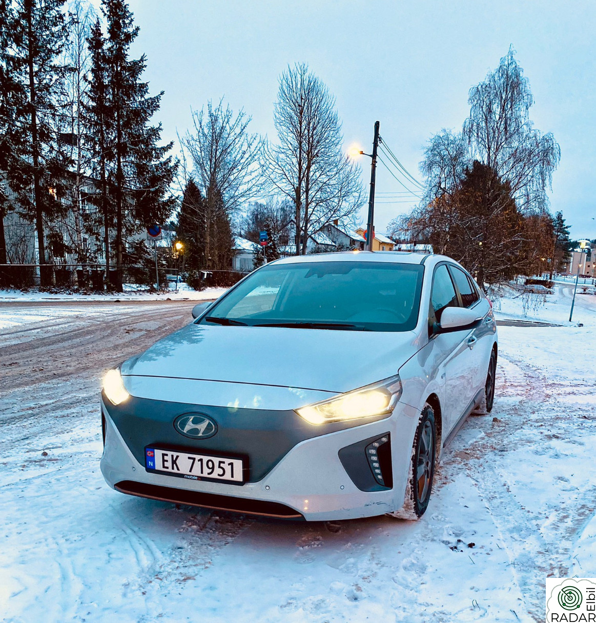 HYUNDAI IONIQ Teknikk/Skinn/Soltak/Ny Vinterdekk/EU til 7/2027