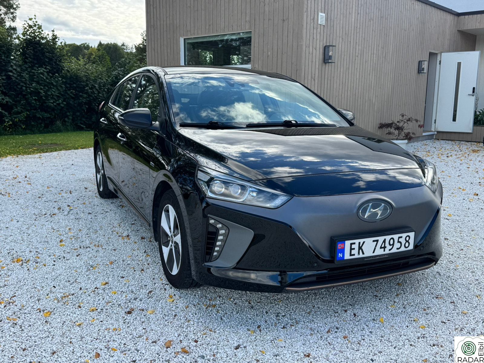 HYUNDAI IONIQ Teknikk