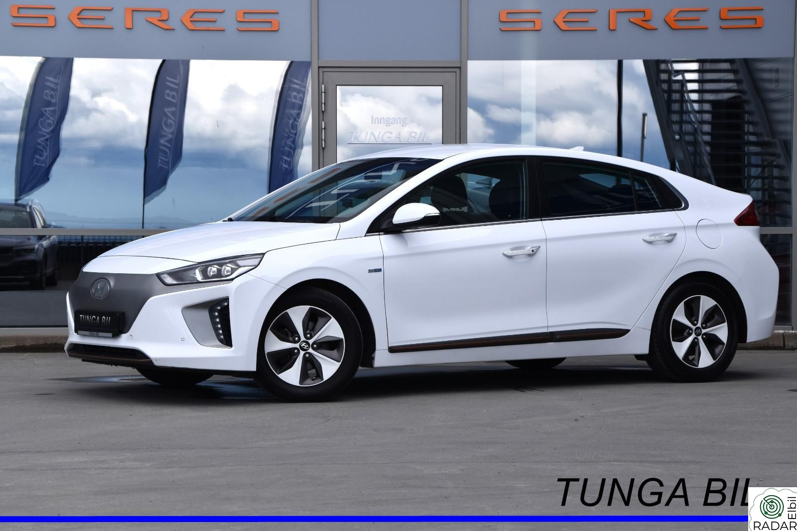 HYUNDAI IONIQ EV Teknikkpakke, Skinn, Norsk, 1 eier | kr 990 pr mnd!