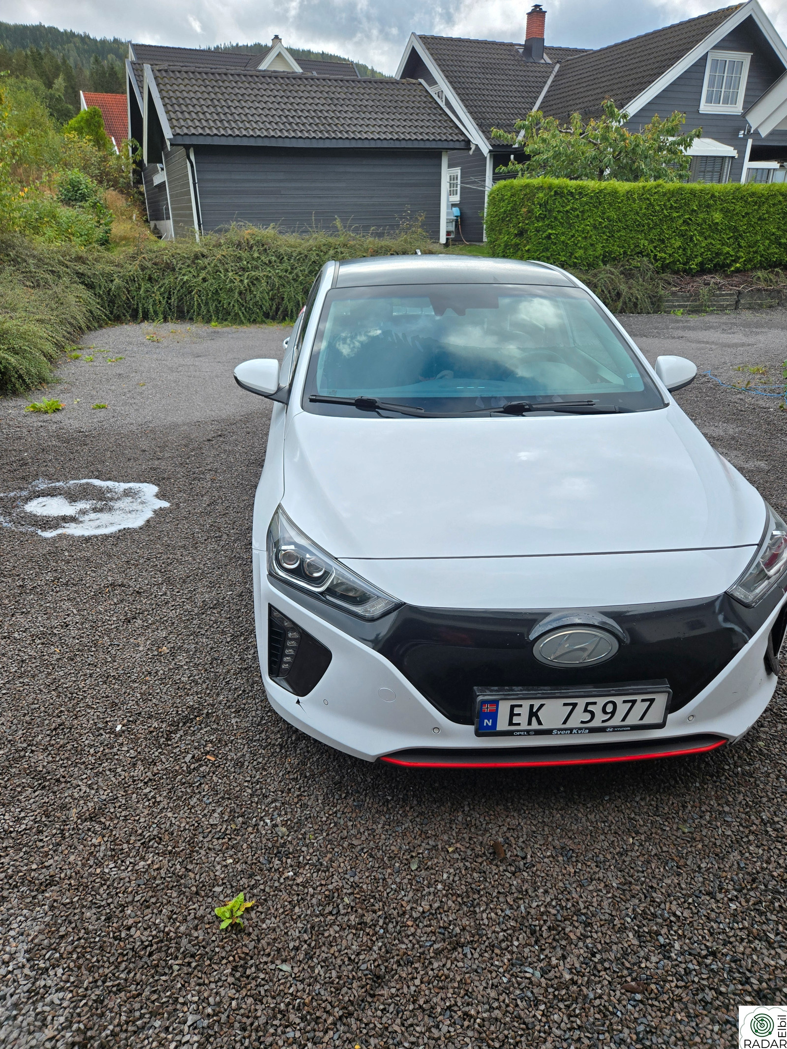 HYUNDAI IONIQ Teknikk