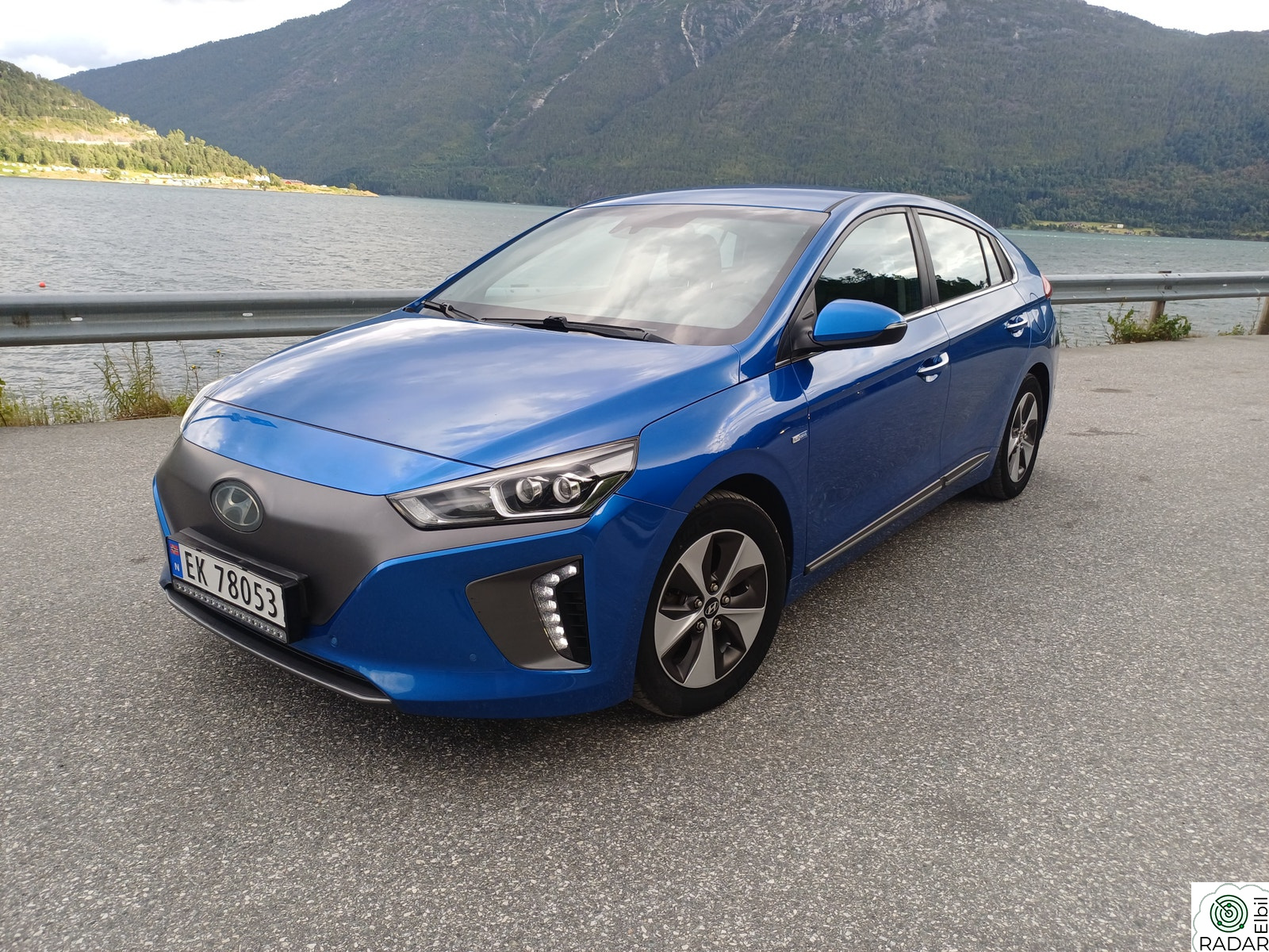 HYUNDAI IONIQ Teknikk
