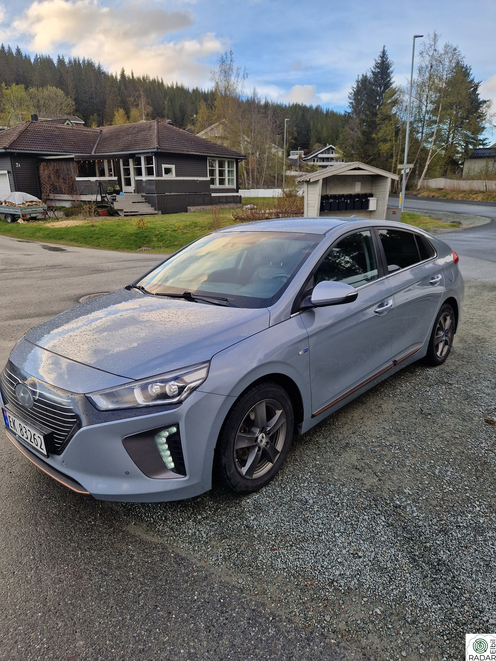 HYUNDAI IONIQ Teknikk