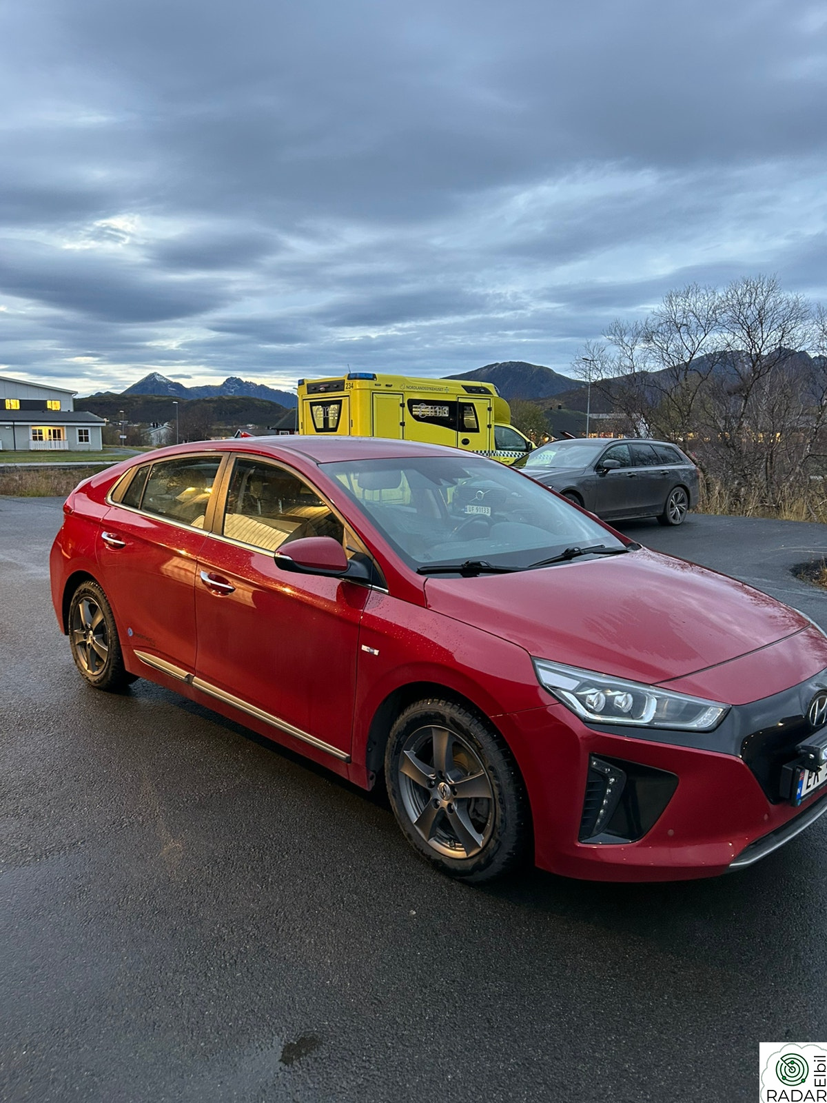 HYUNDAI IONIQ Teknikk