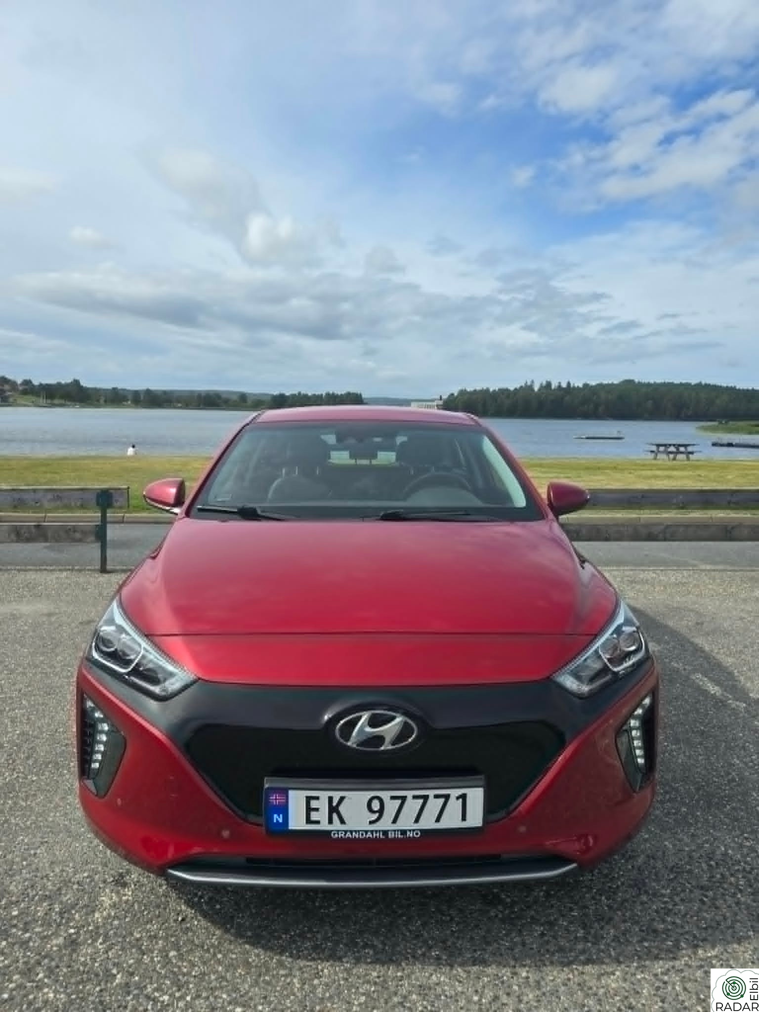 HYUNDAI IONIQ