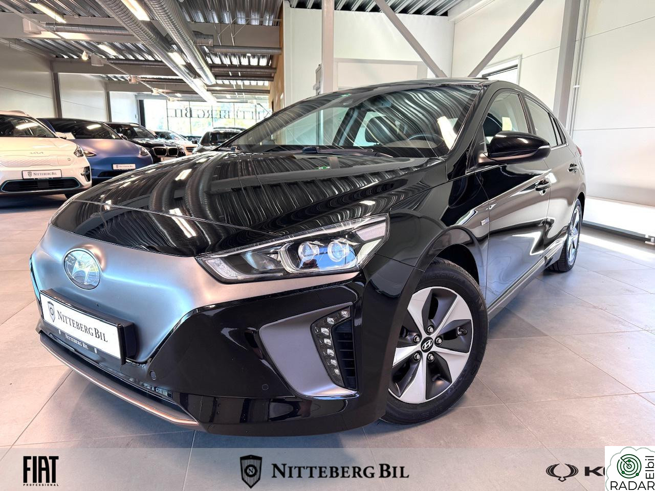 HYUNDAI IONIQ - Premium - Skinn - Takluke - Led - Klima - Lav km -