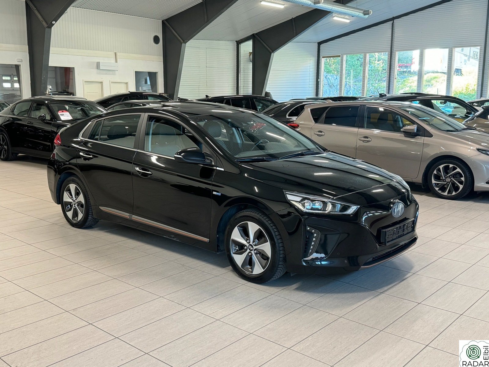 HYUNDAI IONIQ Teknikk,Skinn,Kamera,Varmeratt,Takluke,Keyless/Navi +++