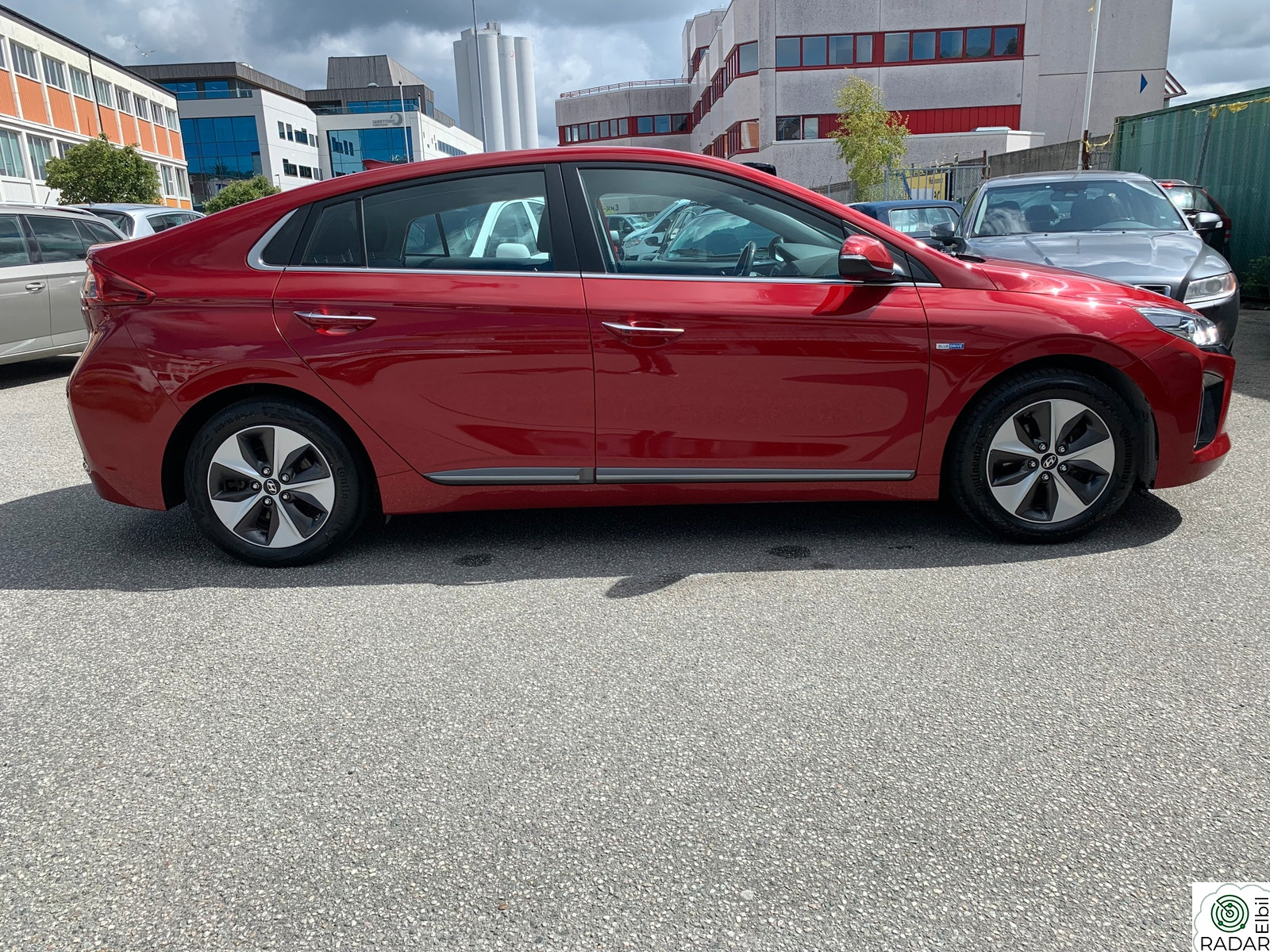 HYUNDAI IONIQ Teknikk