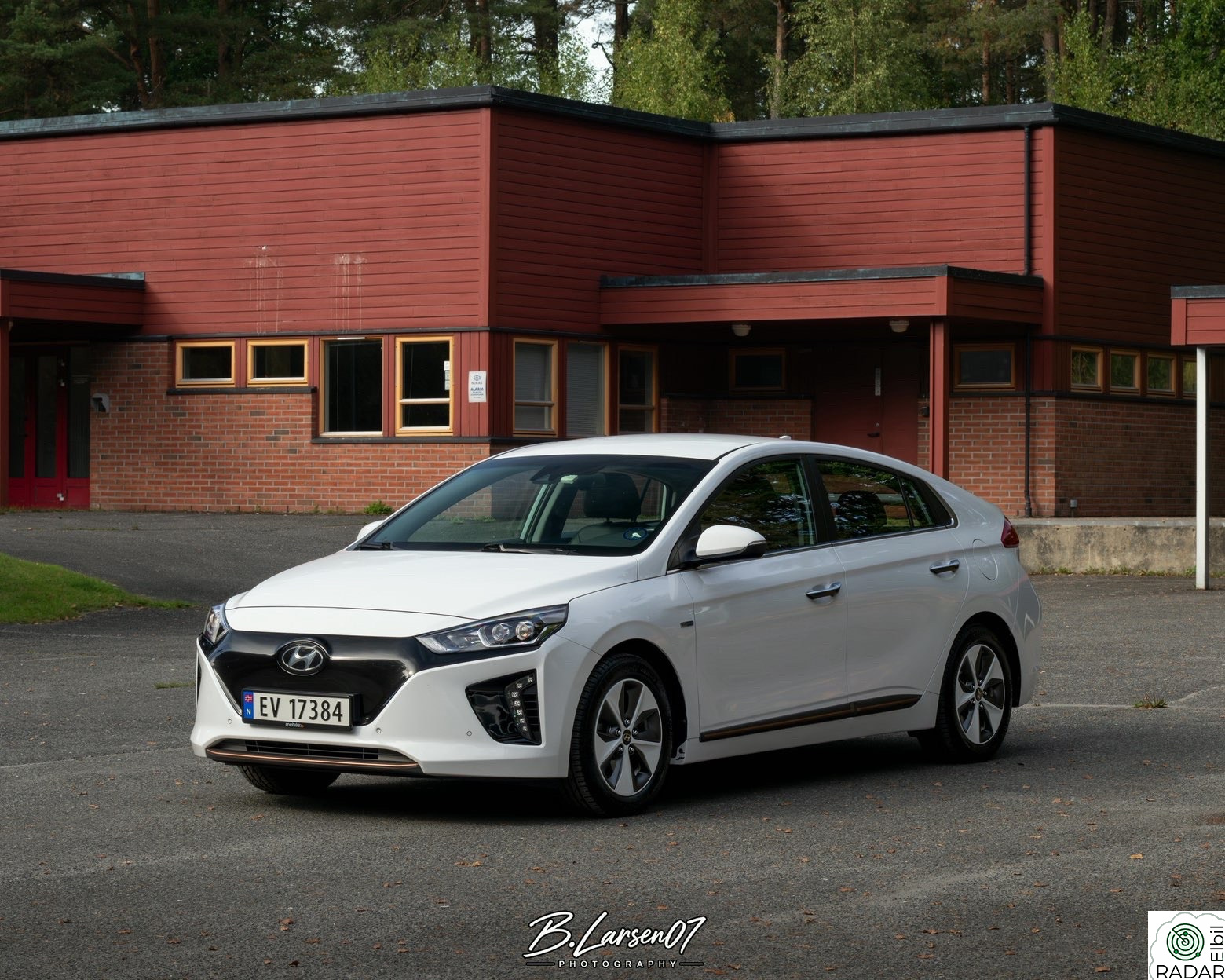 HYUNDAI IONIQ Teknikk - Skinn - EU 2028