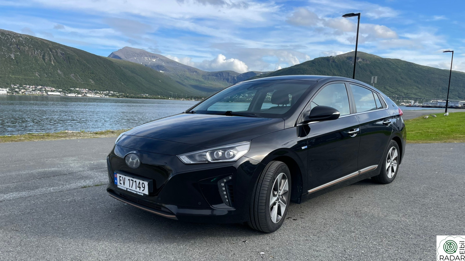 HYUNDAI IONIQ TEKNIKK SKINN