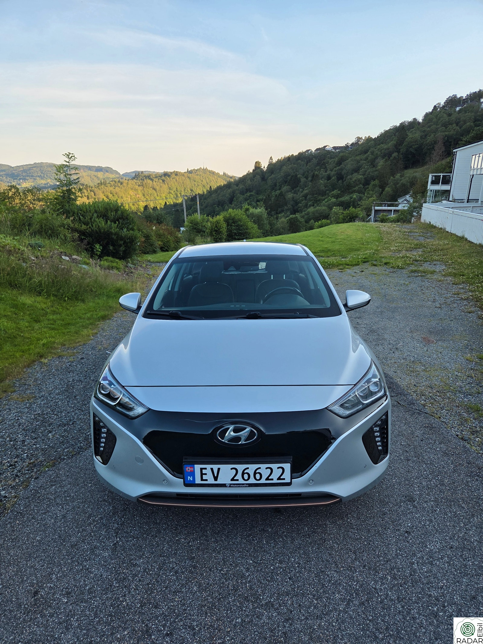 HYUNDAI IONIQ Teknikk