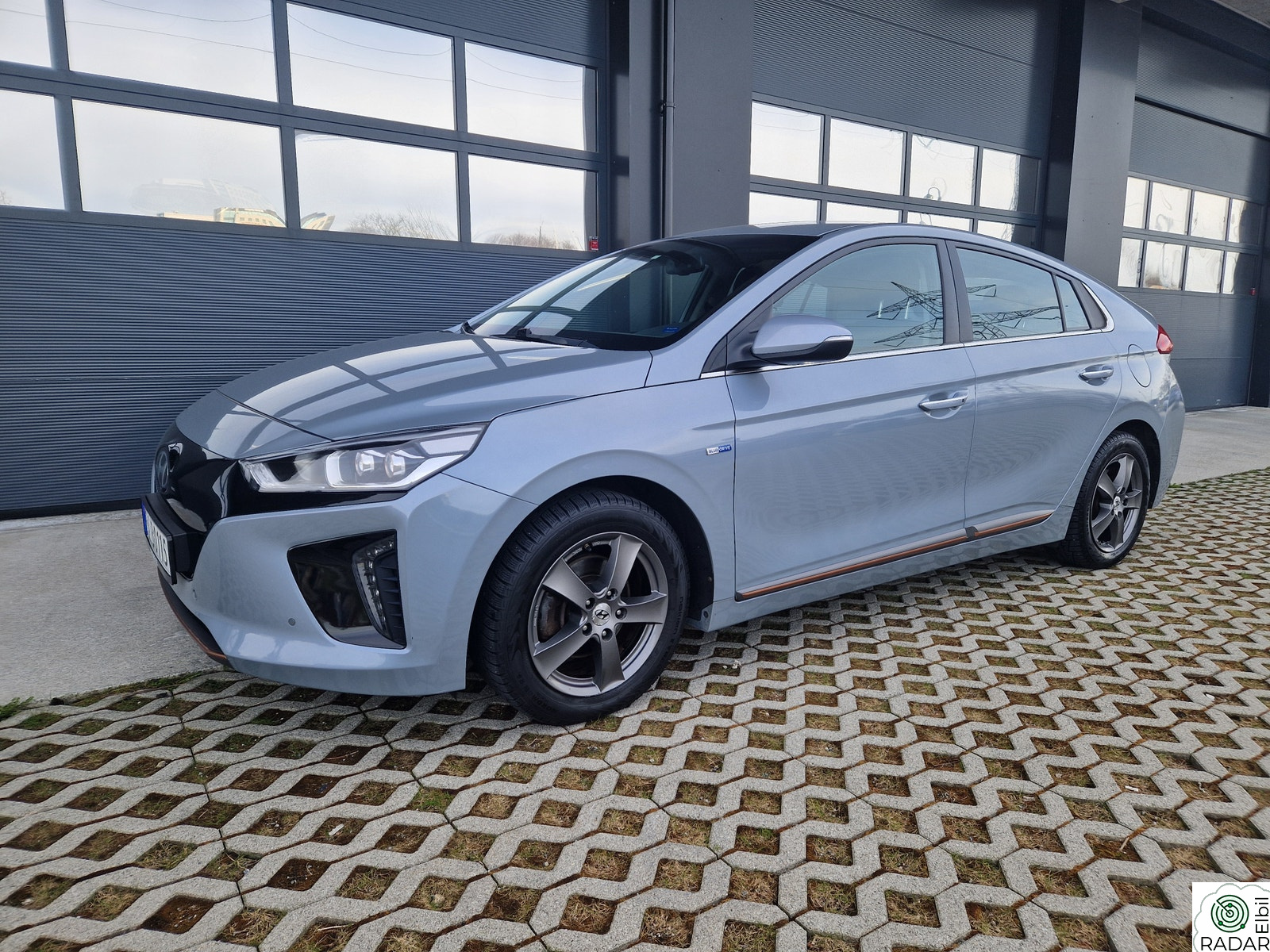 HYUNDAI IONIQ EL SETER-KAMERA-ADAPTIV CRUICE-GARANTI-EU OK 31.05.2028