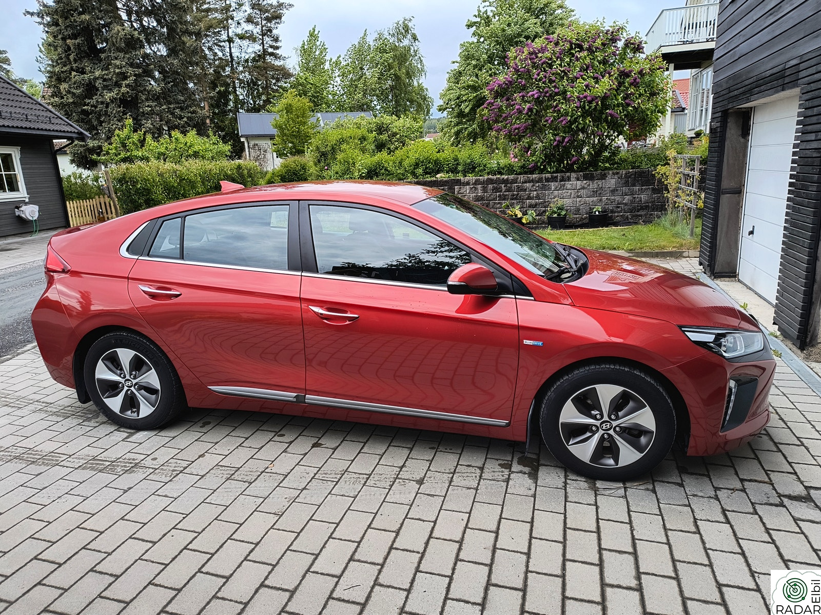 HYUNDAI IONIQ Teknikk