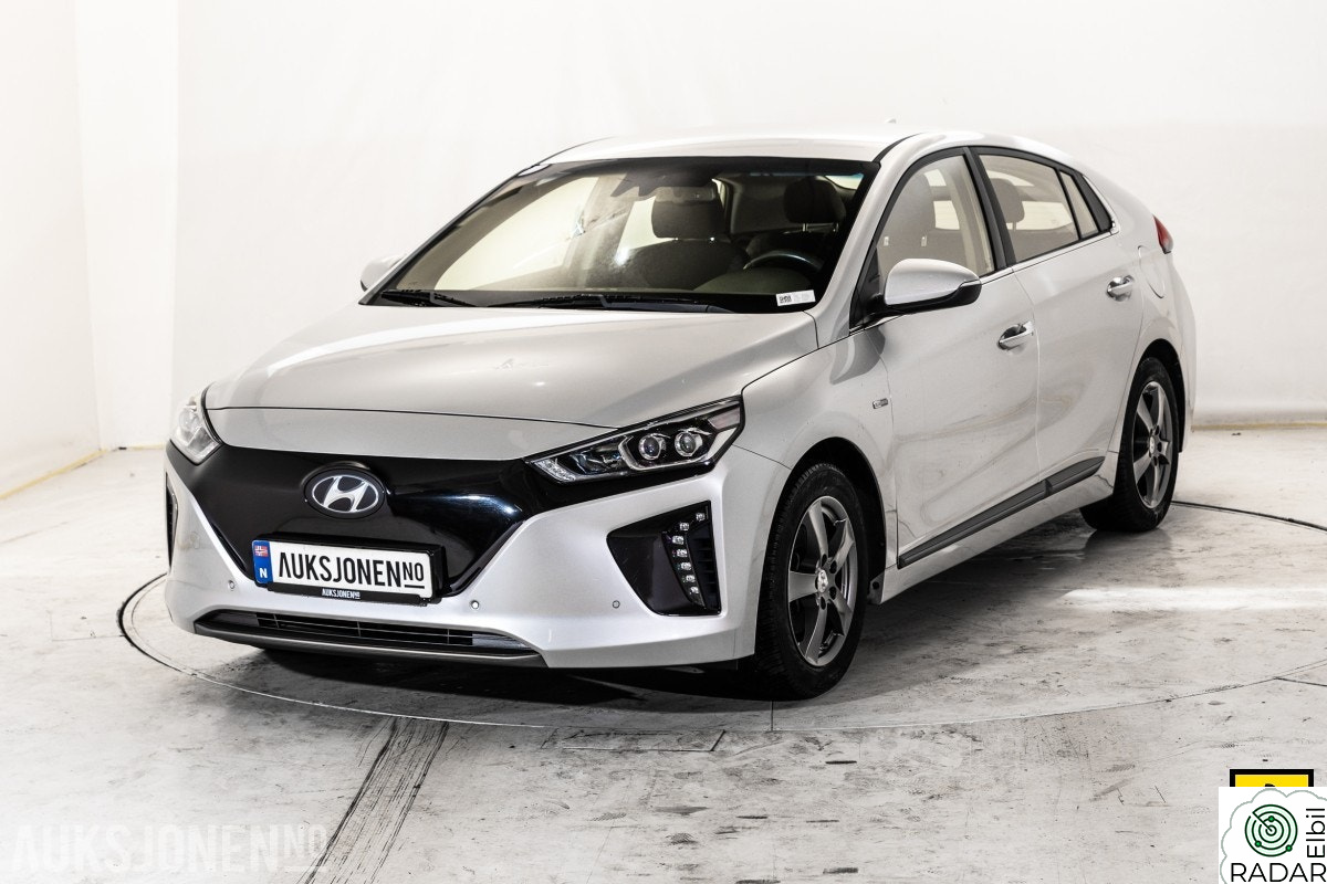 HYUNDAI IONIQ NORSK KAMERA ADAPTIV CRUISE VARMER NAVI