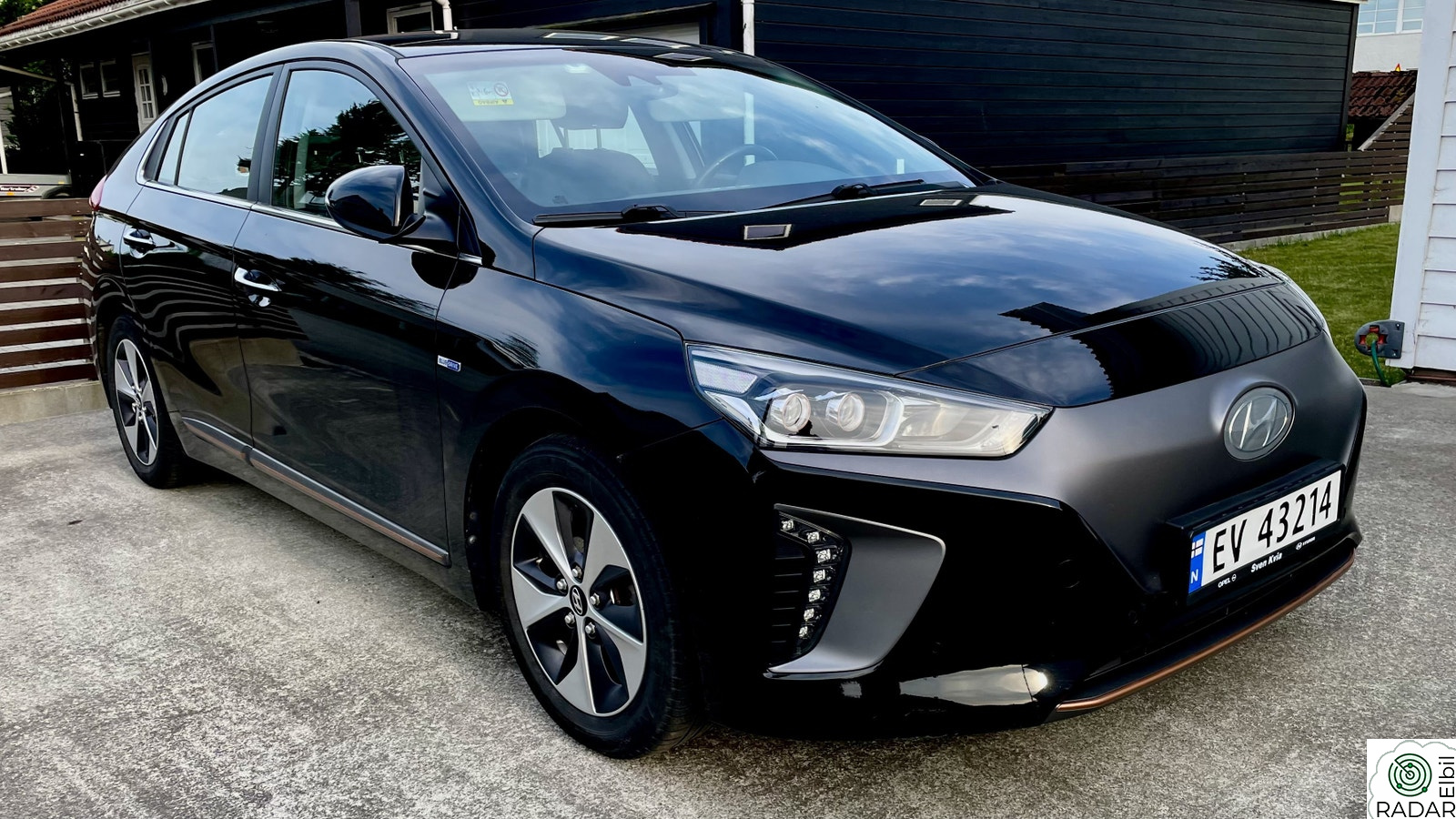 HYUNDAI IONIQ Teknikk